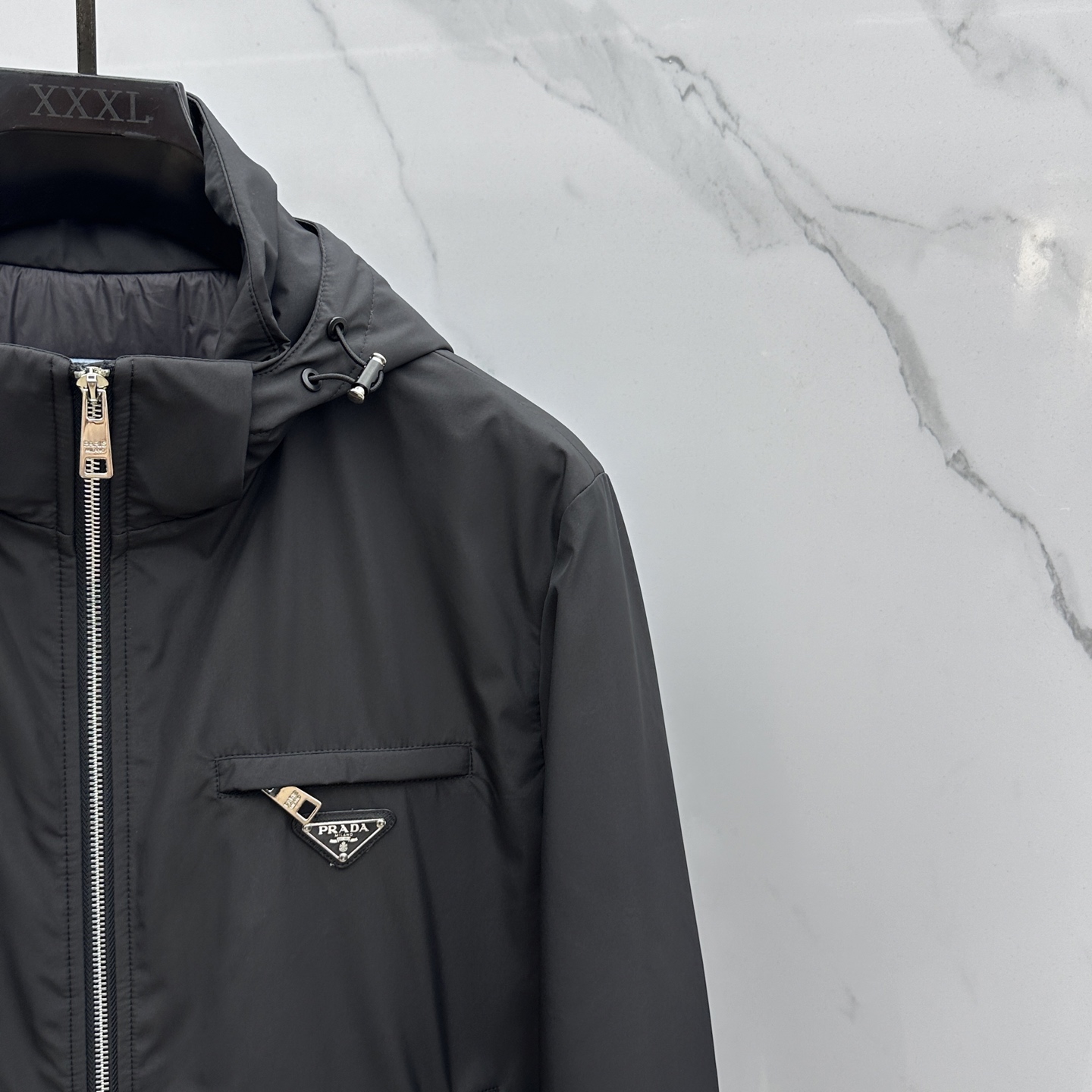 🆕Prada普拉达 2025ss秋冬新款连帽（可拆卸）夹棉外套夹克，原版订制五金配件全进口原版定制 欢迎