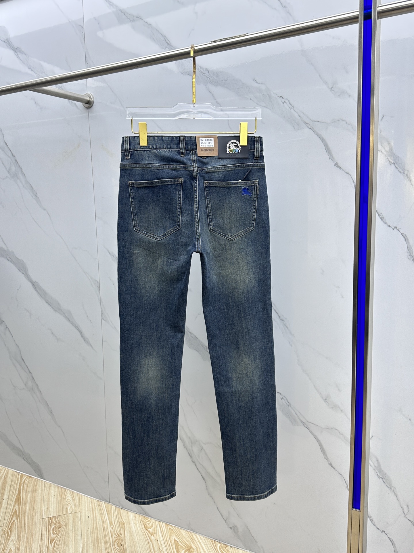 🆕Burberry巴宝莉 🔥高端定制、2025早秋最新款牛仔裤 柜台同步发售 原版定制复刻 客供五金辅料