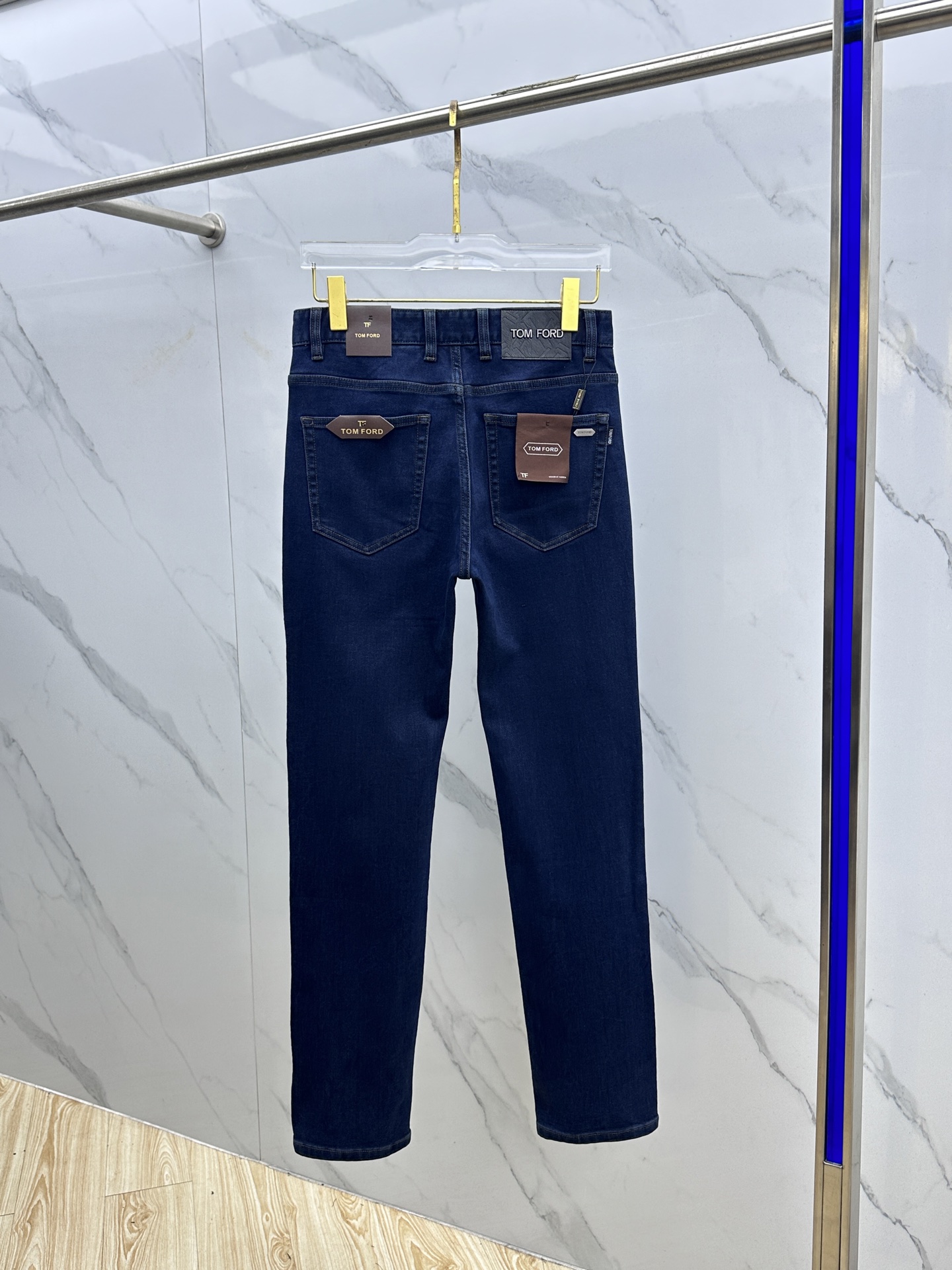 🆕TOM FORD 🔥高端定制、2025早秋最新款牛仔裤 柜台同步发售 原版定制复刻 客供五金辅料 原单