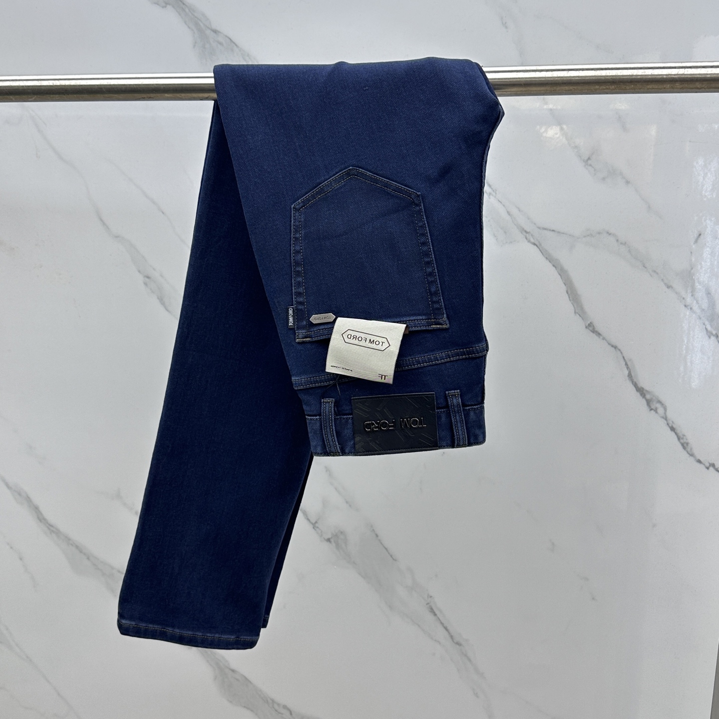 🆕TOM FORD 🔥高端定制、2025早秋最新款牛仔裤 柜台同步发售 原版定制复刻 客供五金辅料 原单