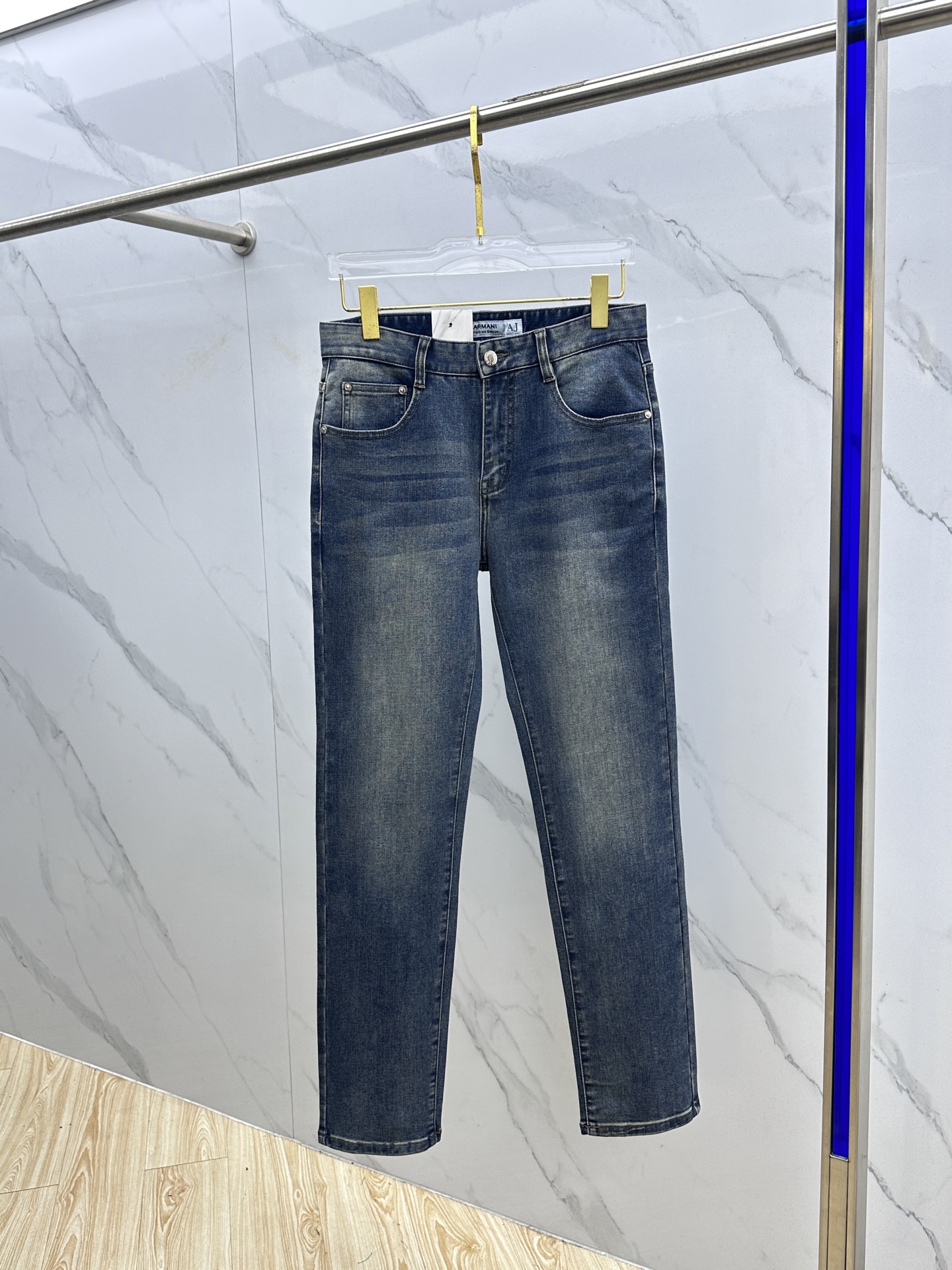 🆕Amani*阿玛尼 🔥高端定制、2025早秋最新款牛仔裤 柜台同步发售 原版定制复刻 客供五金辅料 原