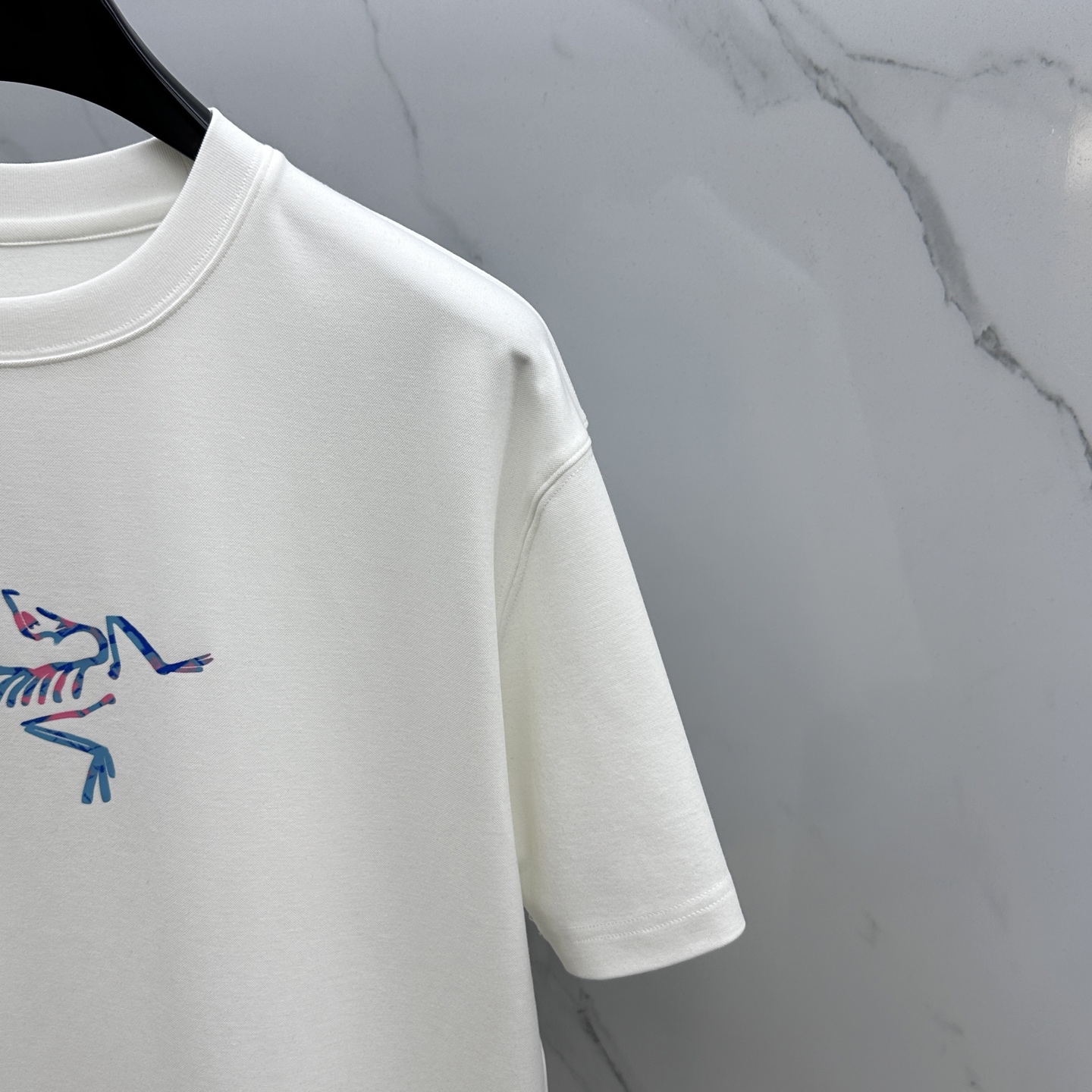 🆕ARCTERYX始祖鸟𓅛 2025SS秋季新款短袖打底T 恤，以当季色调传递典雅韵味，成就日常搭配佳选