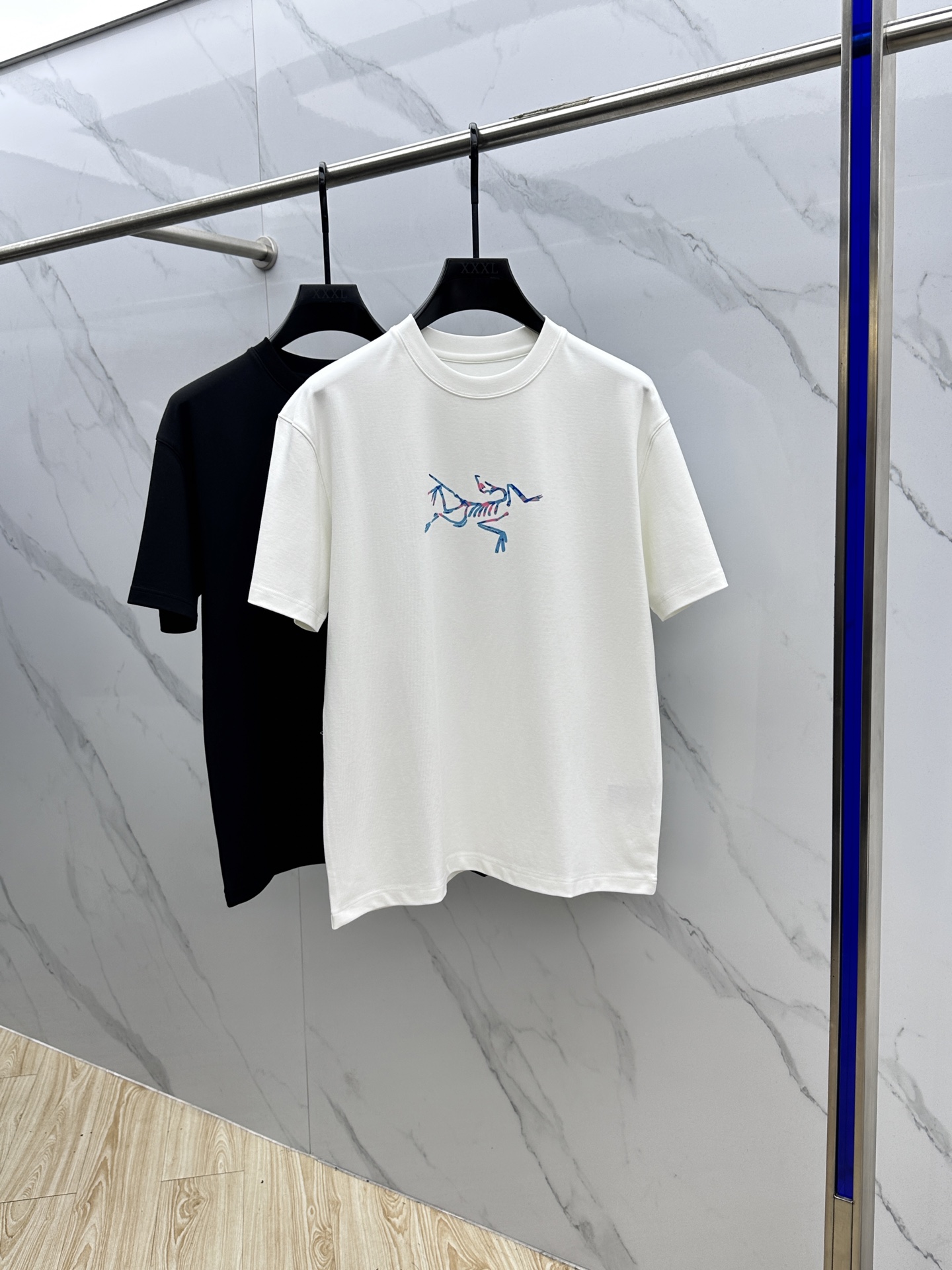 🆕ARCTERYX始祖鸟𓅛 2025SS秋季新款短袖打底T 恤，以当季色调传递典雅韵味，成就日常搭配佳选