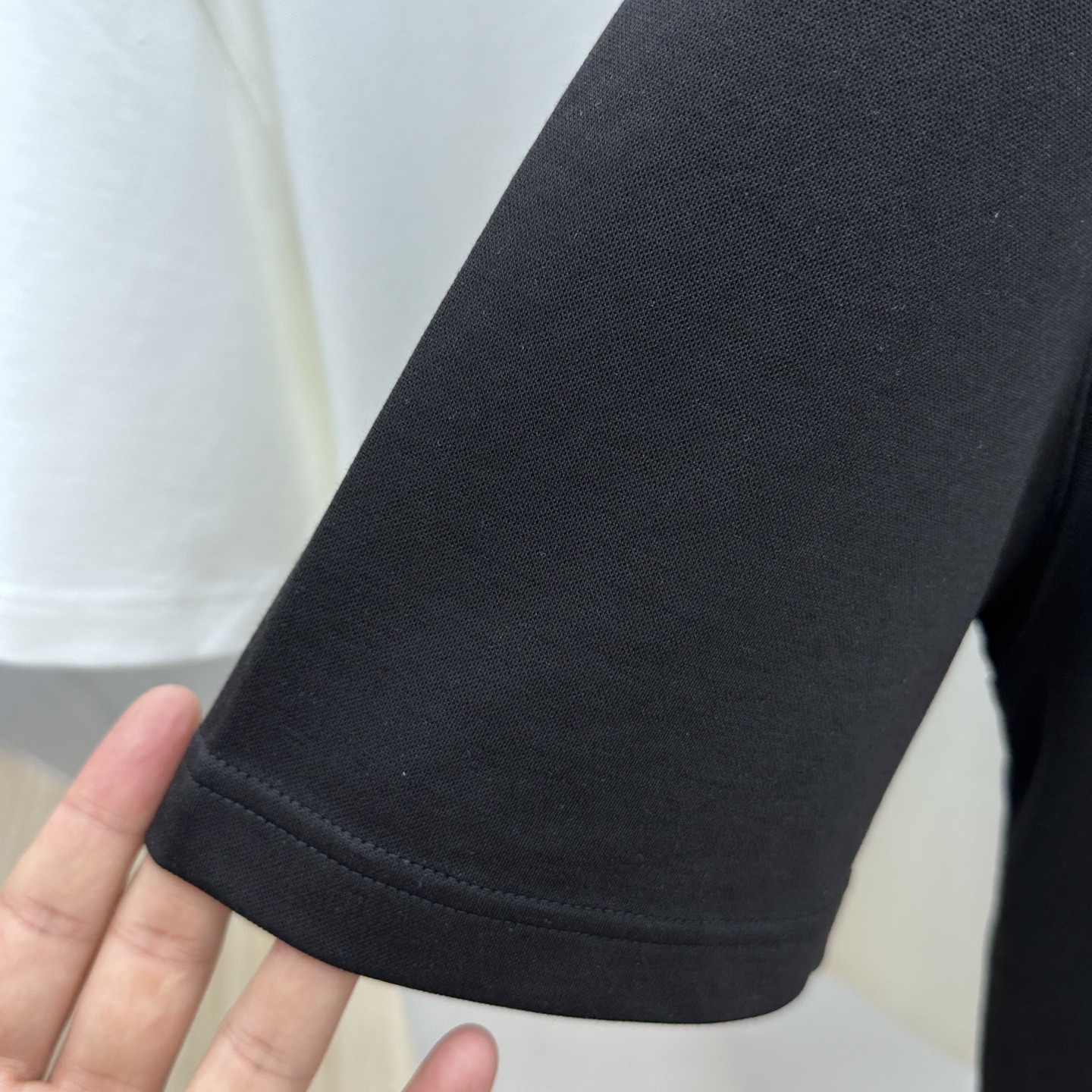 🆕ARCTERYX始祖鸟𓅛 2025SS秋季新款短袖打底T 恤，以当季色调传递典雅韵味，成就日常搭配佳选