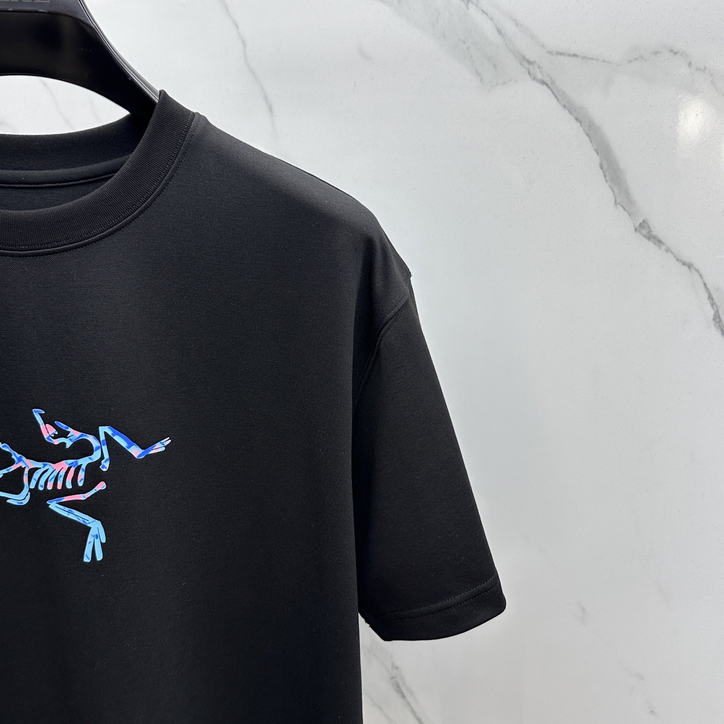 🆕ARCTERYX始祖鸟𓅛 2025SS秋季新款短袖打底T 恤，以当季色调传递典雅韵味，成就日常搭配佳选