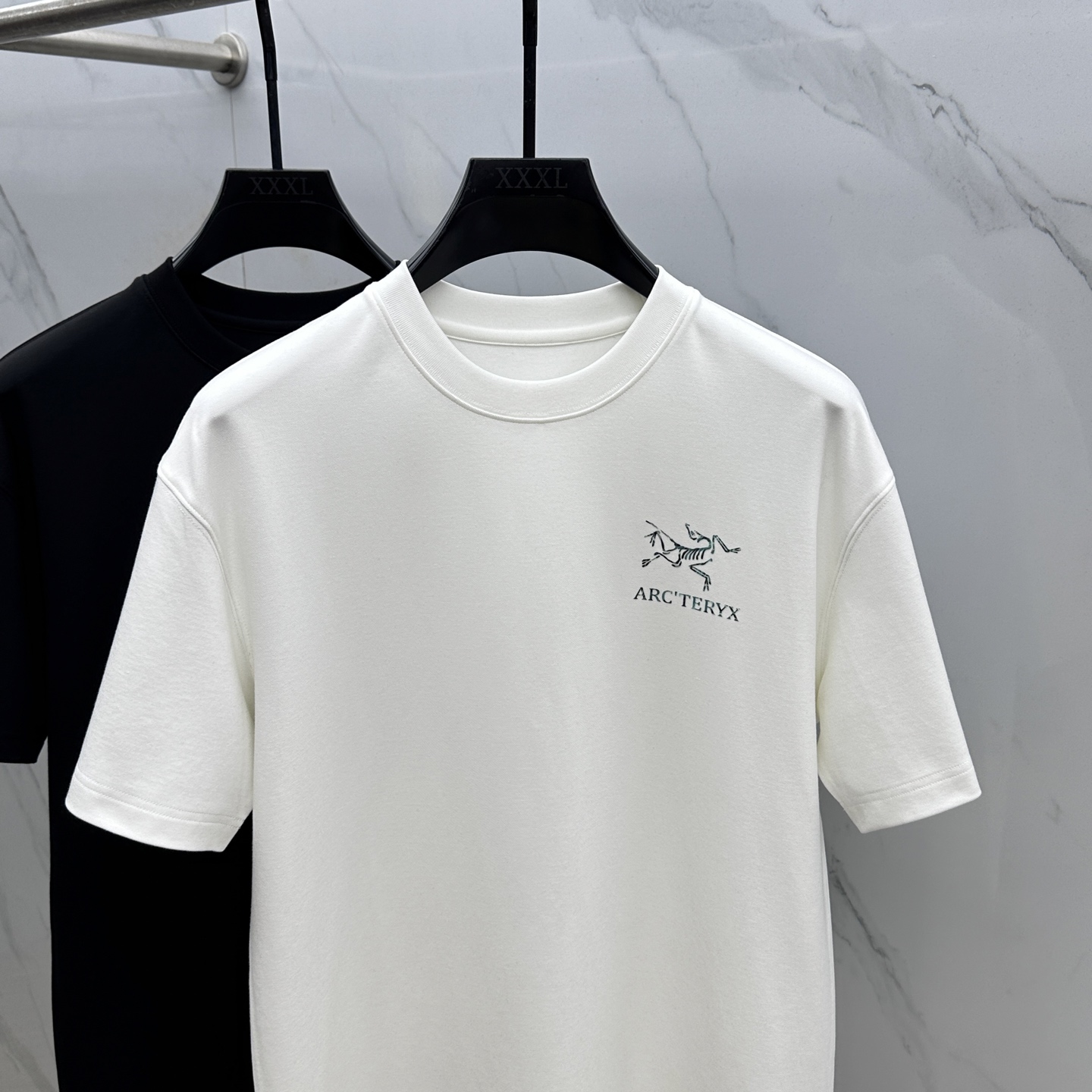 🆕ARCTERYX始祖鸟𓅛 2025SS秋季新款短袖打底T 恤，以当季色调传递典雅韵味，成就日常搭配佳选
