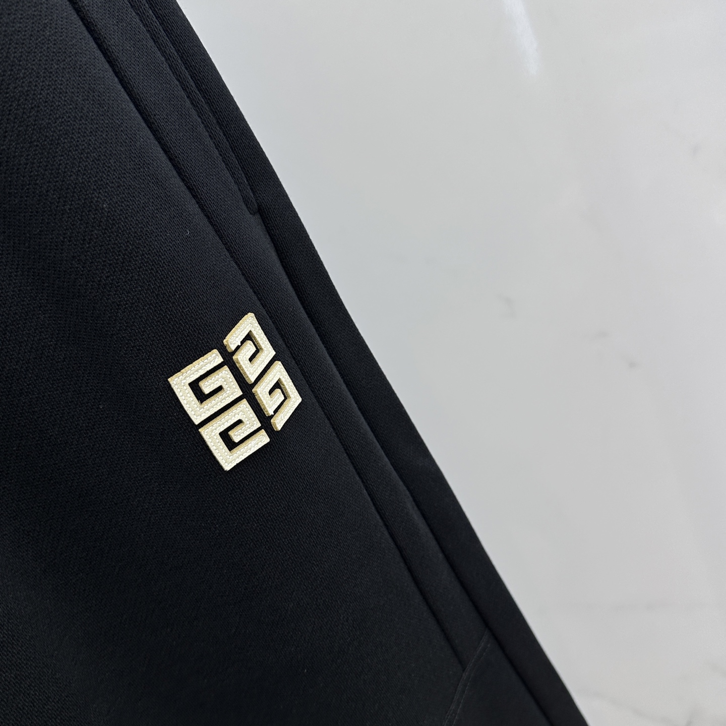 高货🆕Givenchy纪梵希 2025秋冬新款休闲裤 立体刺绣定位品牌LOGO 高端版本，定制面料 透气