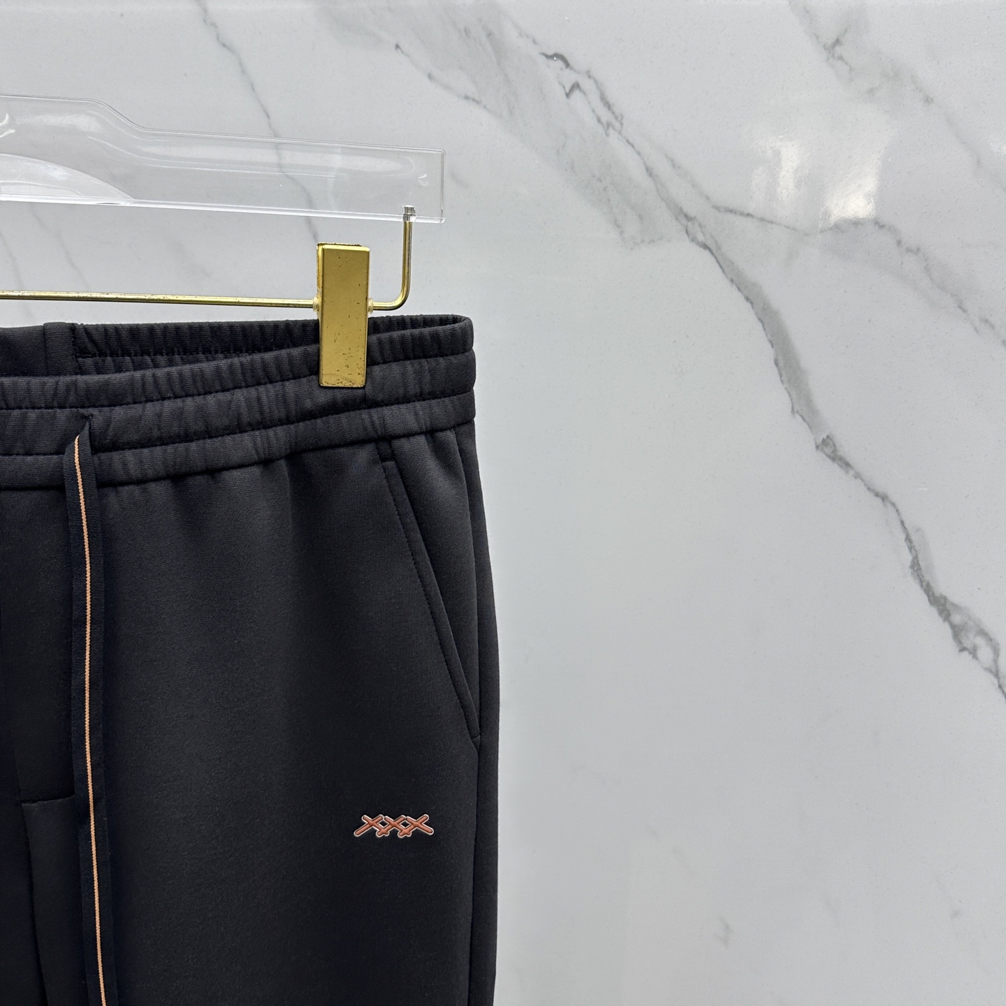 高货🆕ZEGNA杰尼亚 2025秋冬新款休闲裤 立体刺绣定位品牌LOGO 高端版本，定制面料 透气舒适度