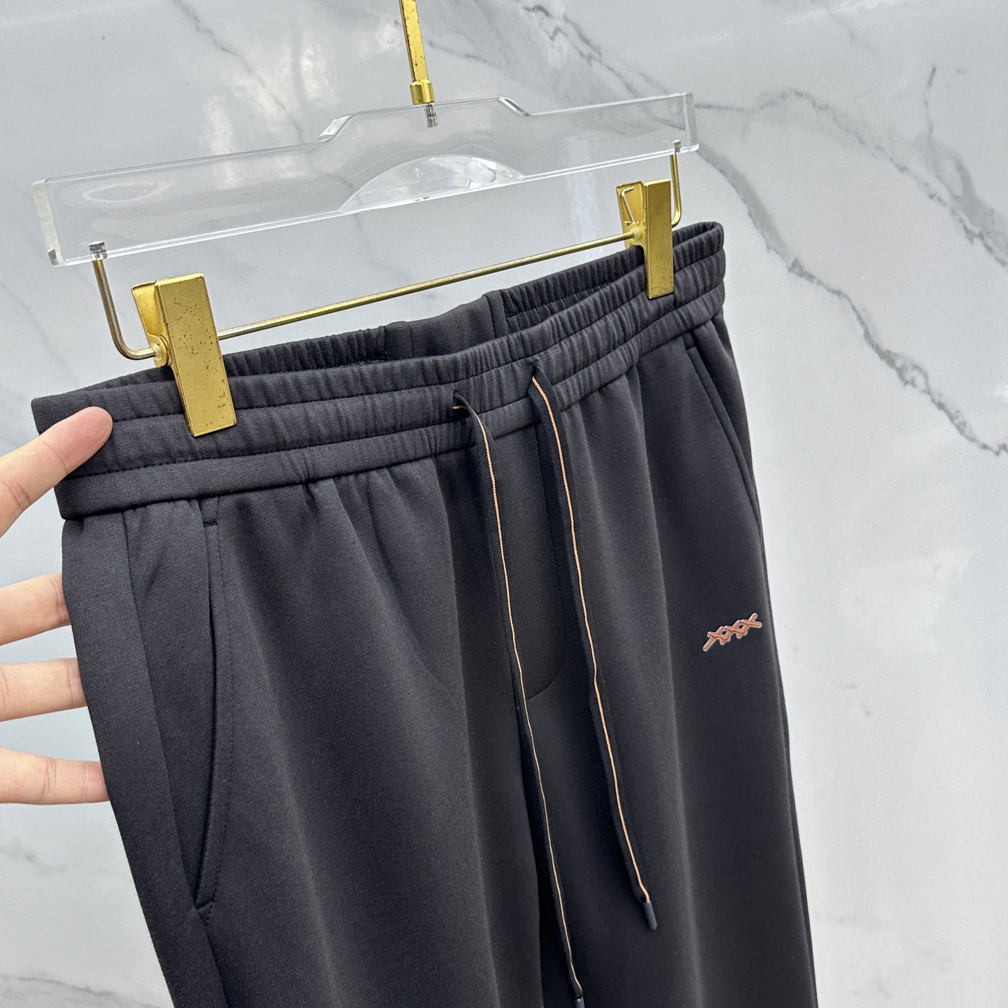 高货🆕ZEGNA杰尼亚 2025秋冬新款休闲裤 立体刺绣定位品牌LOGO 高端版本，定制面料 透气舒适度