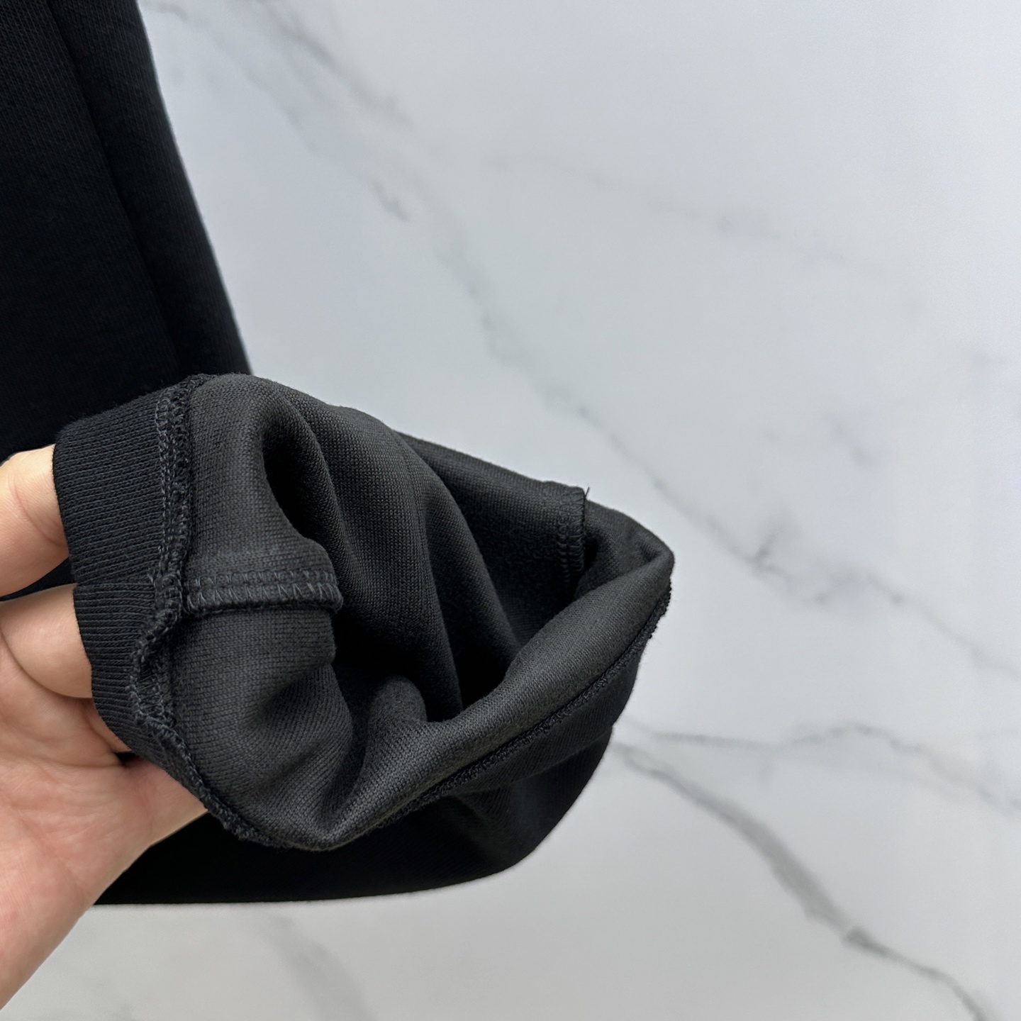 高货🆕Prada普拉达 2025秋冬新款休闲裤 立体定位经典品牌金属LOGO 高端版本，定制面料 透气舒