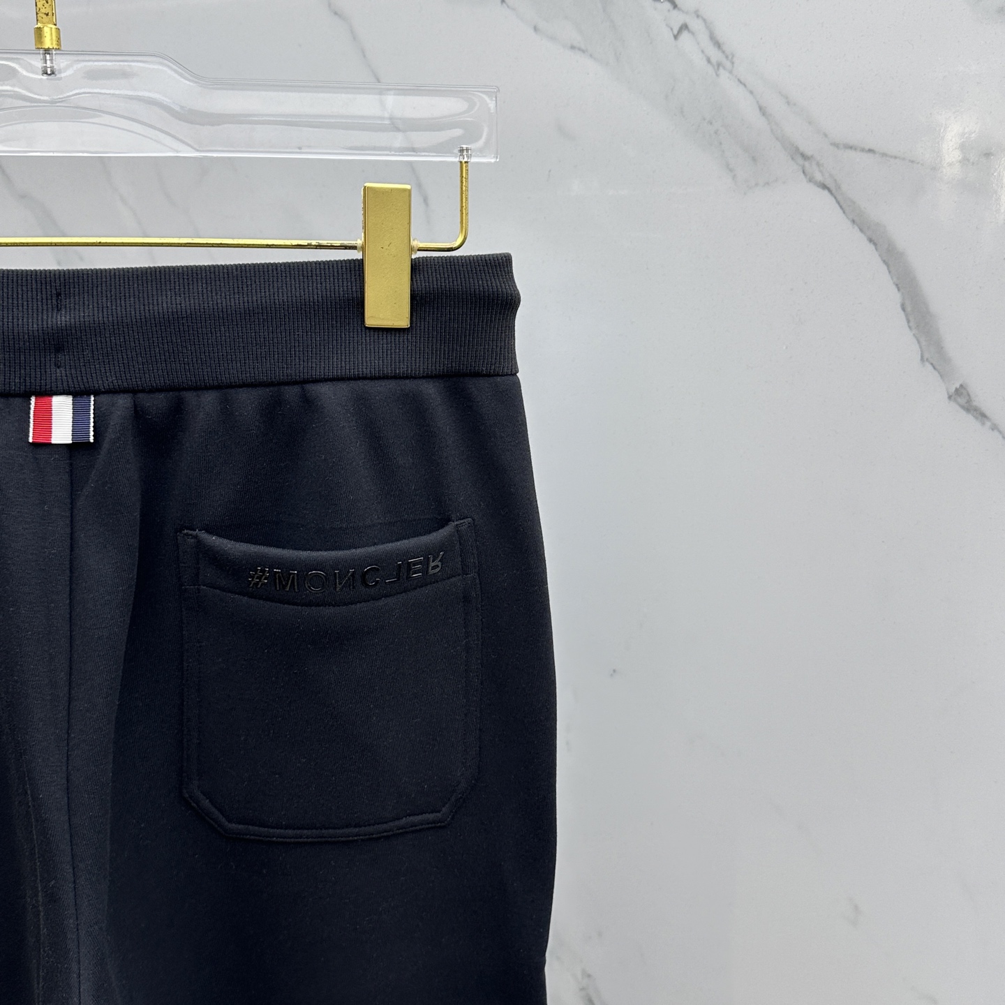 高货🆕Moncler蒙口 2025秋冬新款休闲裤 加绒加厚，立体定位品牌LOGO 高端版本，定制面料 透