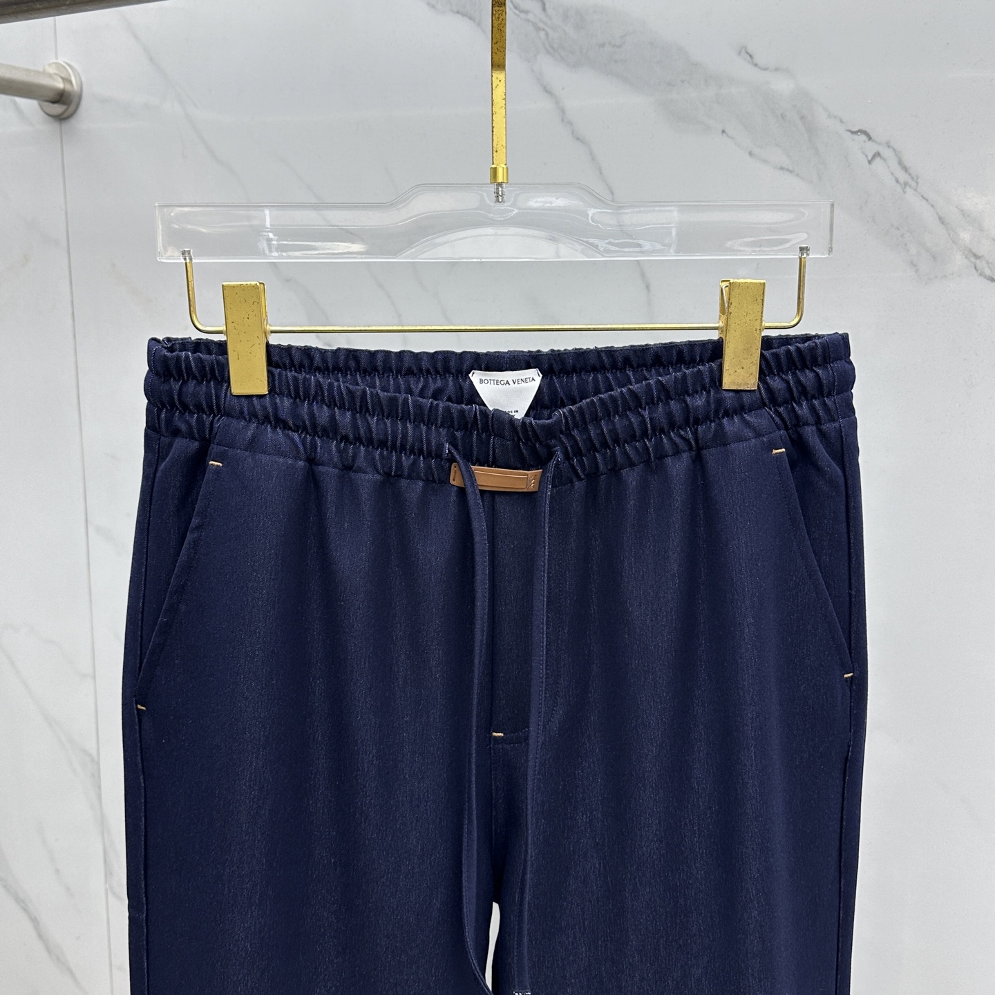 高货🆕BV葆蝶家 2025秋冬新款休闲裤 高端版本，定织定染面料 垂感特别好 透气舒适度高，细节、做工细