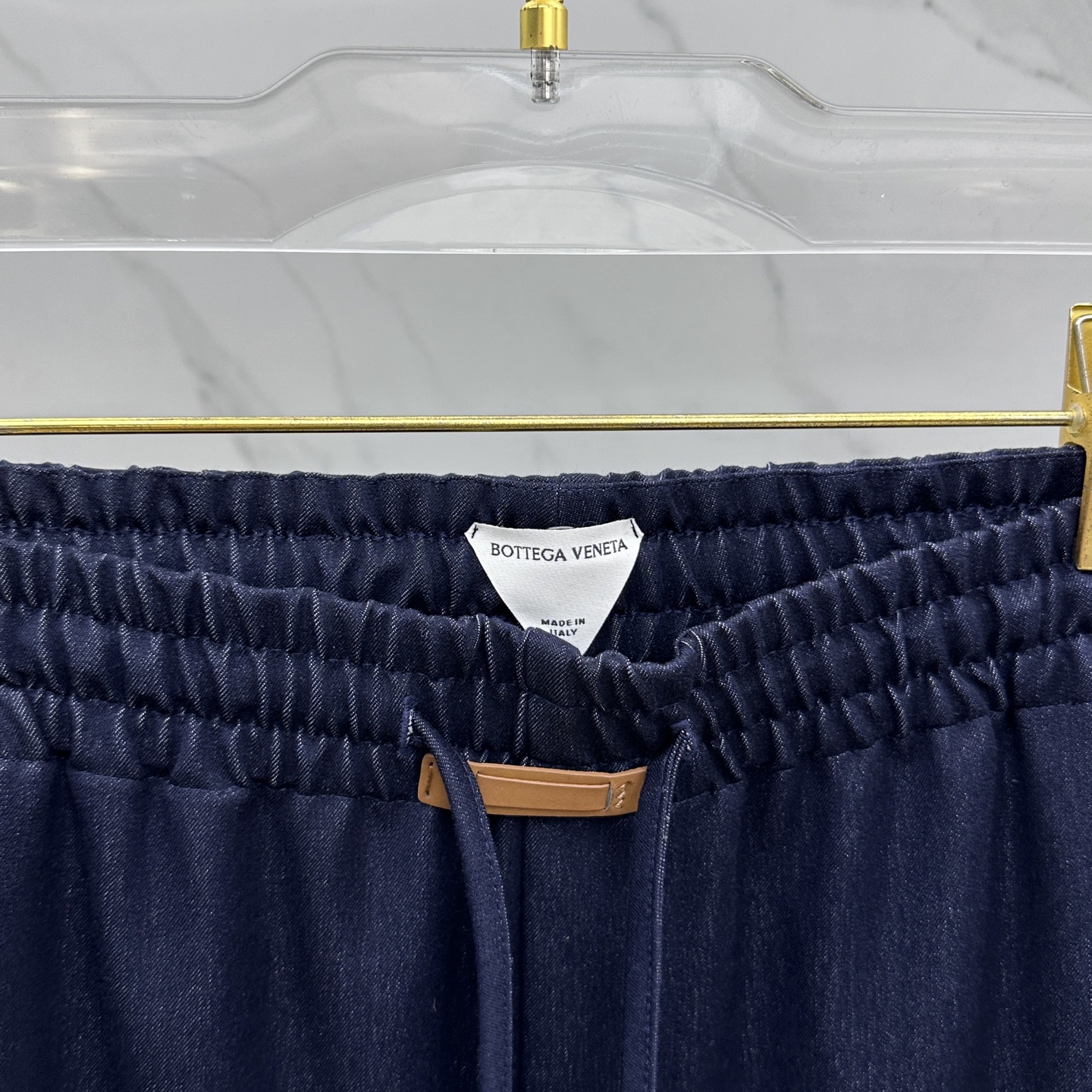 高货🆕BV葆蝶家 2025秋冬新款休闲裤 高端版本，定织定染面料 垂感特别好 透气舒适度高，细节、做工细