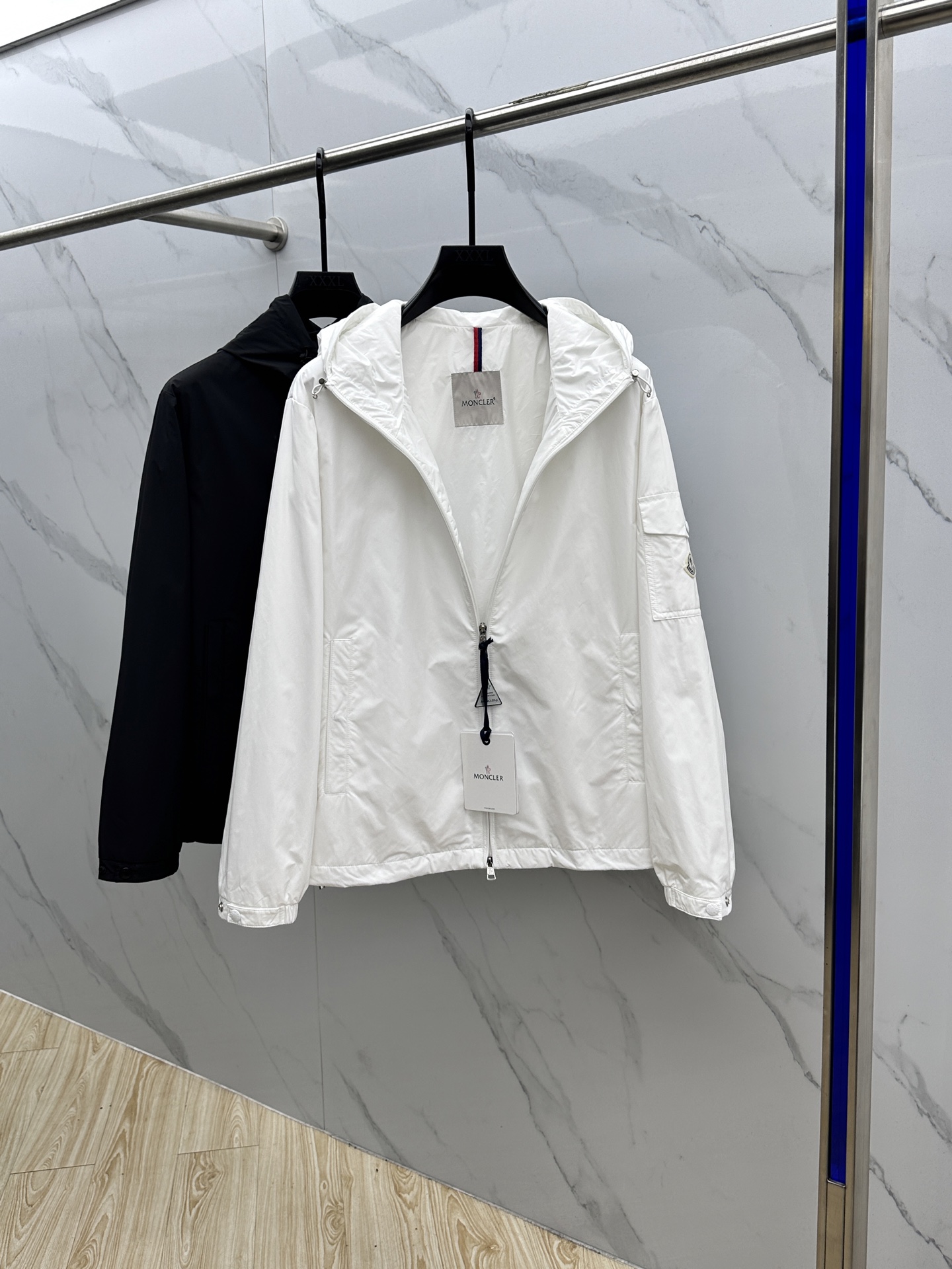 🆕Moncler蒙口 2025新款男士休闲定制夹克外套。穿上简约干练的休闲外套，瞬间重回时髦霸气，又是活