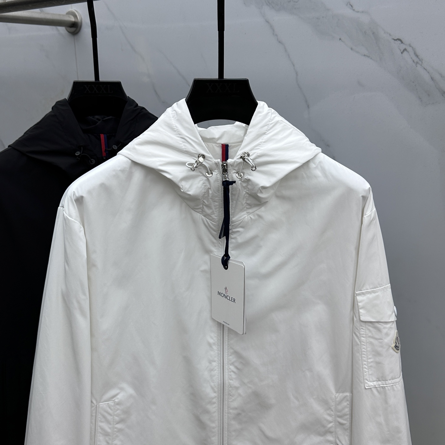 🆕Moncler蒙口 2025新款男士休闲定制夹克外套。穿上简约干练的休闲外套，瞬间重回时髦霸气，又是活