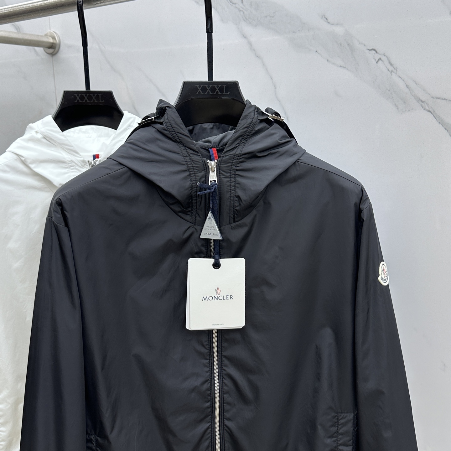 🆕Moncler蒙口 2025新款男士休闲定制夹克外套。穿上简约干练的休闲外套，瞬间重回时髦霸气，又是活