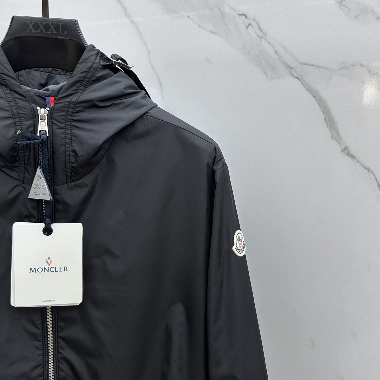 🆕Moncler蒙口 2025新款男士休闲定制夹克外套。穿上简约干练的休闲外套，瞬间重回时髦霸气，又是活