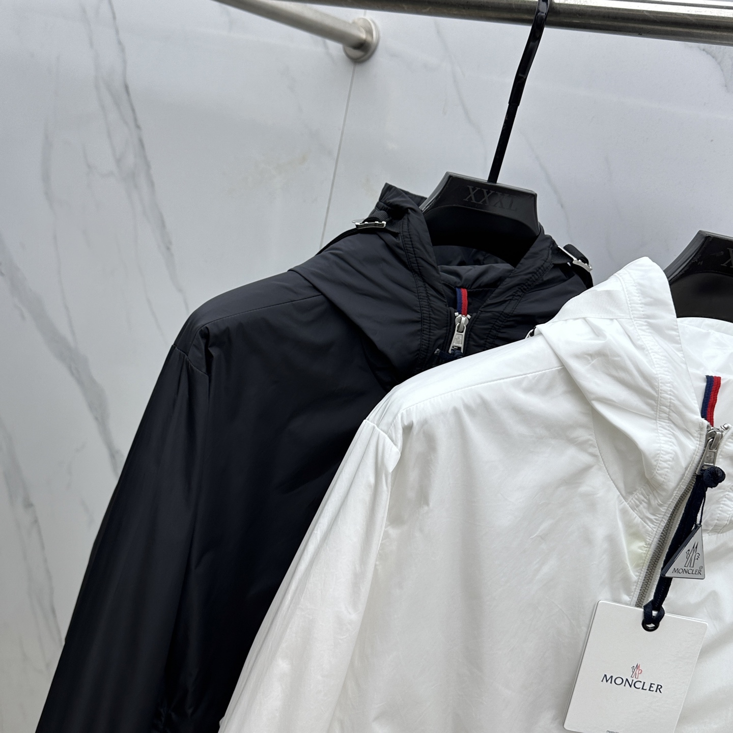 🆕Moncler蒙口 2025新款男士休闲定制夹克外套。穿上简约干练的休闲外套，瞬间重回时髦霸气，又是活