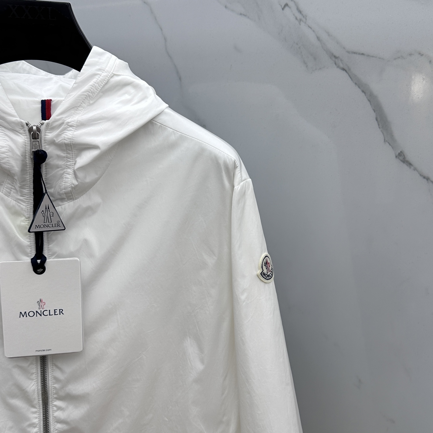 🆕Moncler蒙口 2025新款男士休闲定制夹克外套。穿上简约干练的休闲外套，瞬间重回时髦霸气，又是活