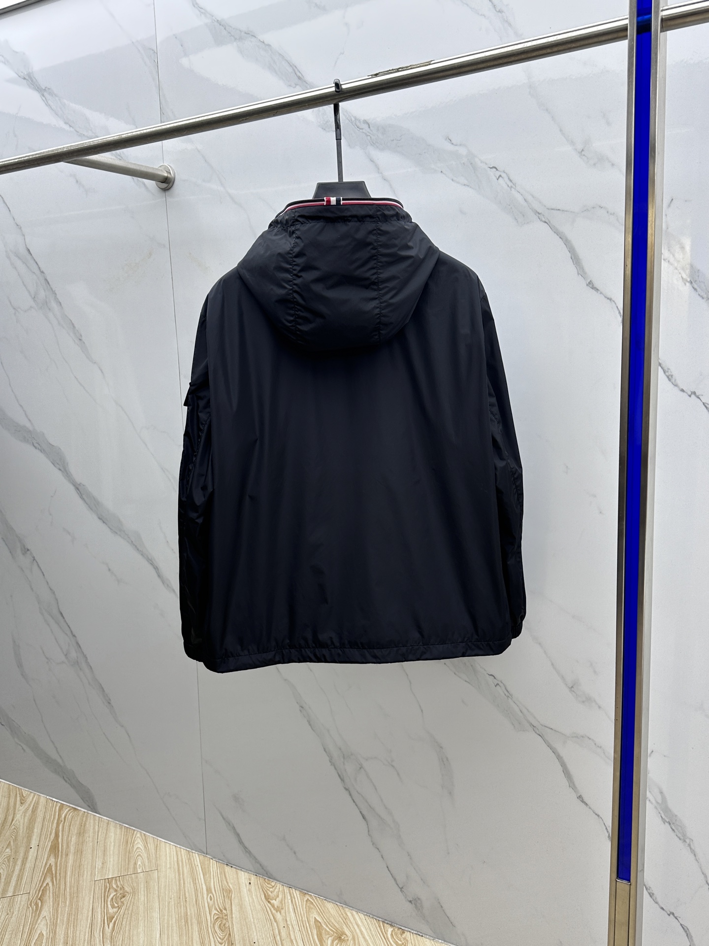 🆕Moncler蒙口 2025ss早秋新款连帽夹克外套，袖臂口袋仔章刺绣logo外套，穿上就是舒适自在又