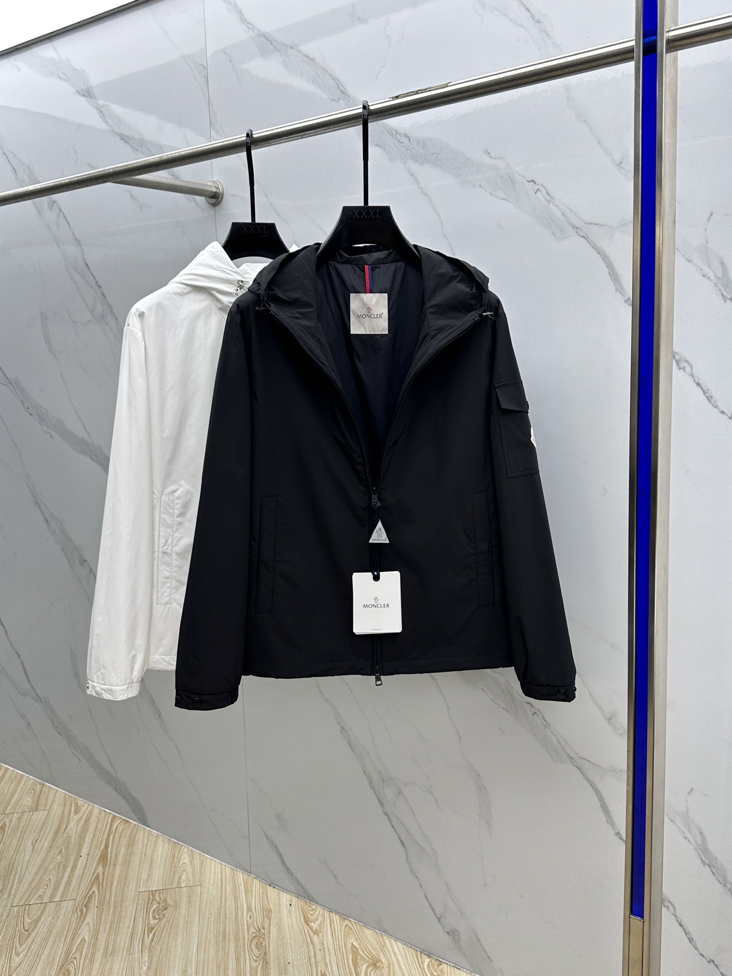 🆕Moncler蒙口 2025新款男士休闲定制夹克外套。穿上简约干练的休闲外套，瞬间重回时髦霸气，又是活