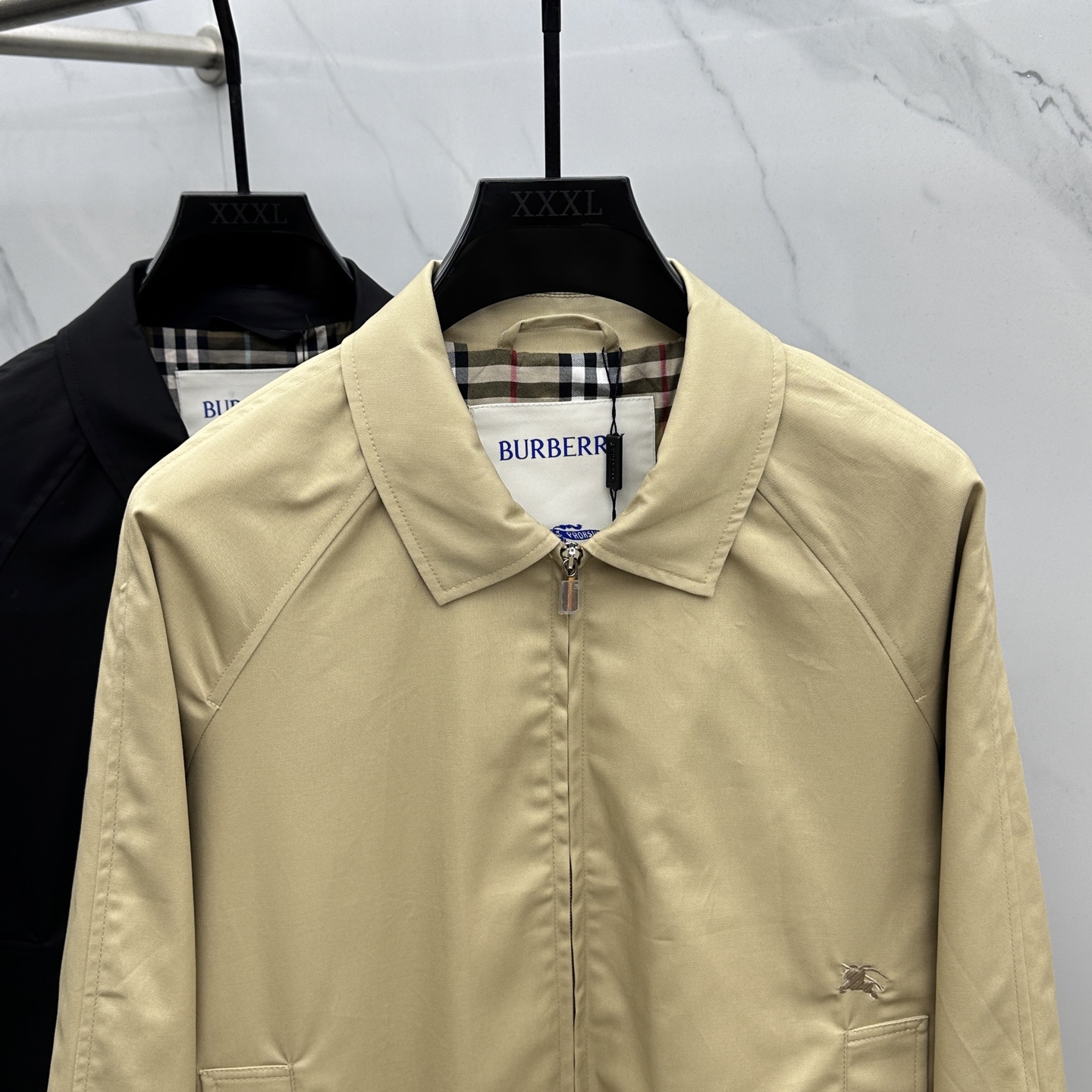 🆕Burberry巴宝莉 高版本领口最新大标） 2025FW早秋新款发布 巴宝莉翻领夹克外套，秋季爆款外