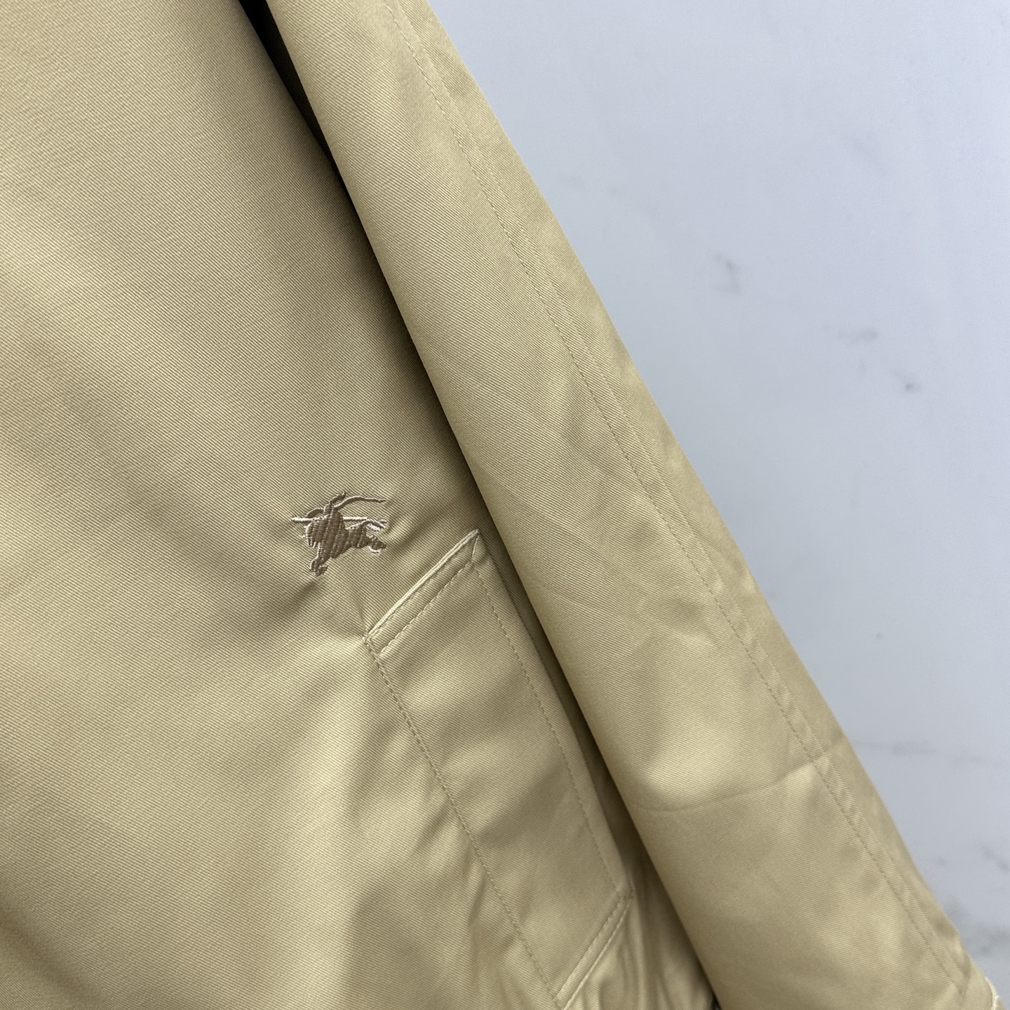 🆕Burberry巴宝莉 高版本领口最新大标） 2025FW早秋新款发布 巴宝莉翻领夹克外套，秋季爆款外