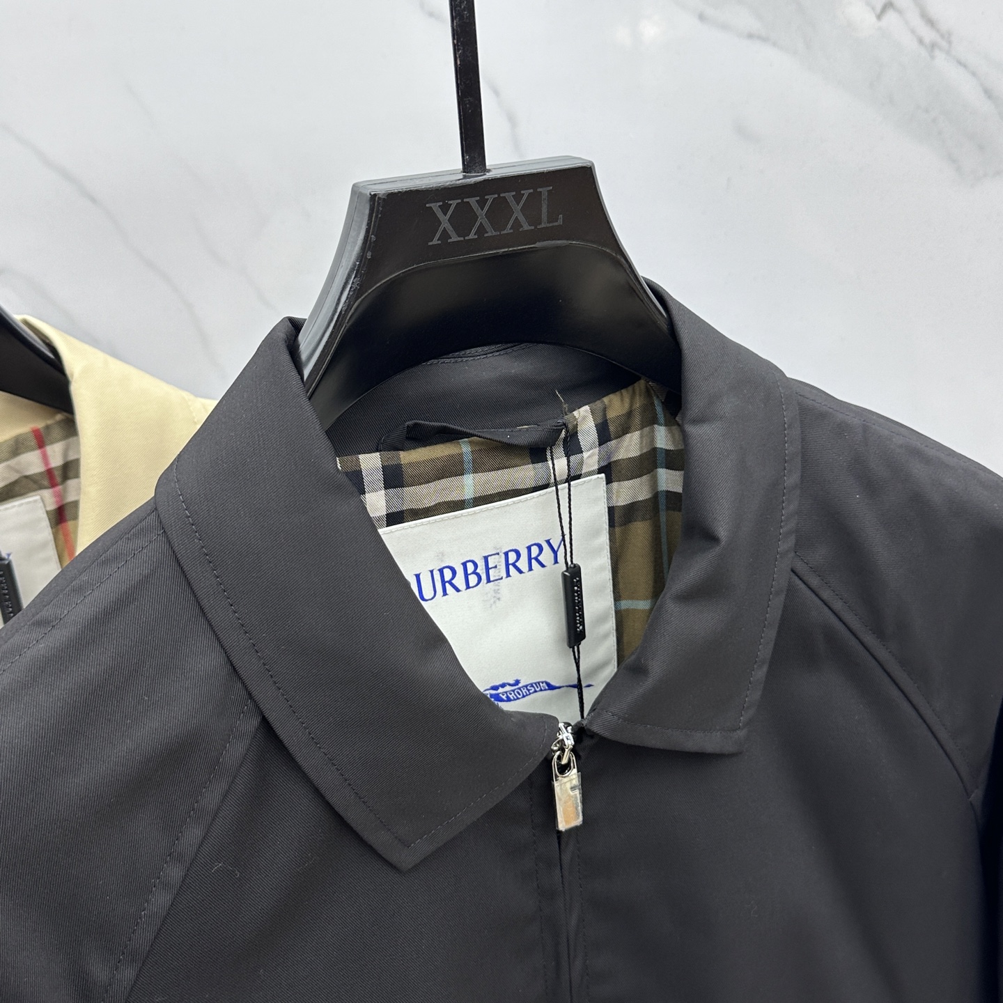 🆕Burberry巴宝莉 高版本领口最新大标） 2025FW早秋新款发布 巴宝莉翻领夹克外套，秋季爆款外