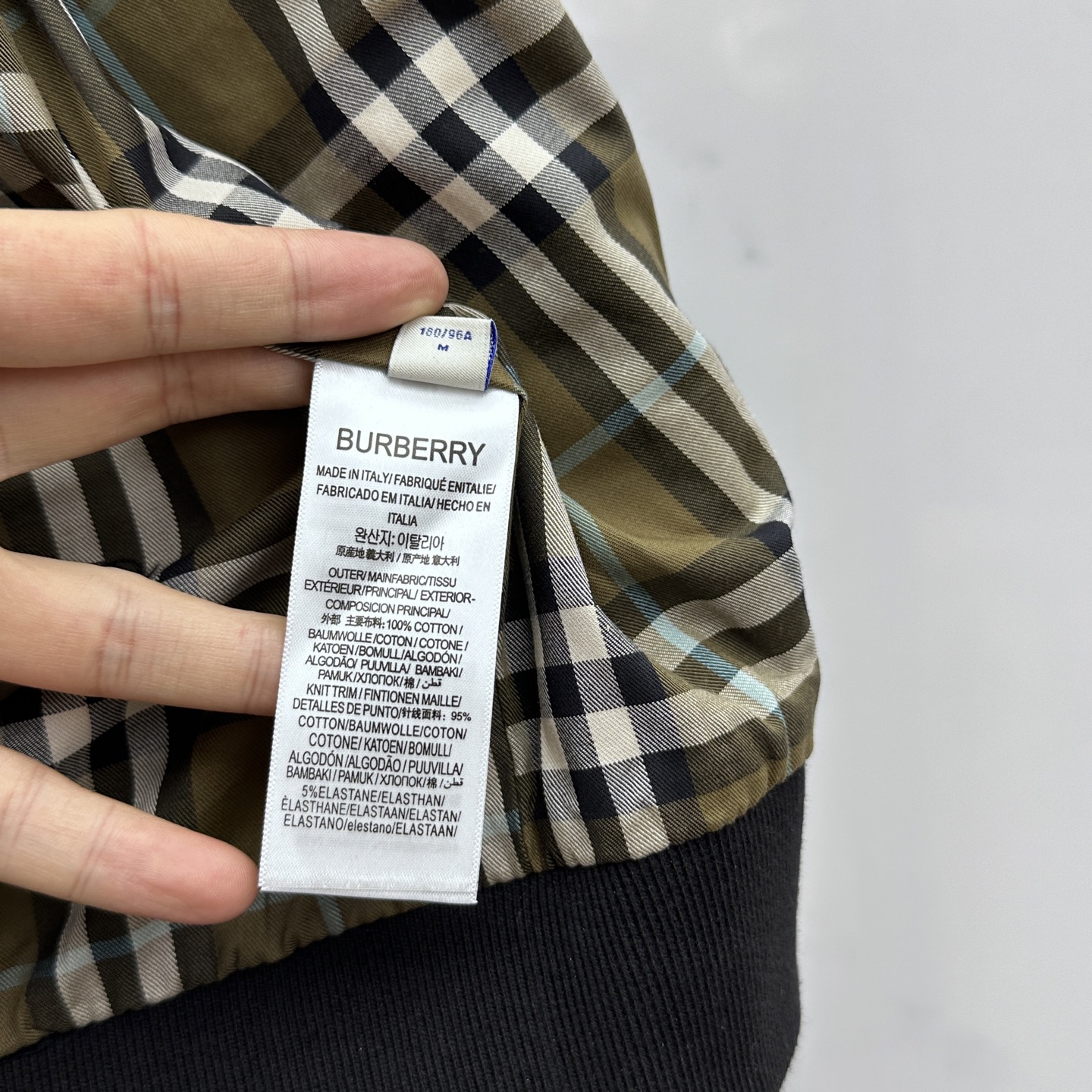 🆕Burberry巴宝莉 高版本领口最新大标） 2025FW早秋新款发布 巴宝莉翻领夹克外套，秋季爆款外