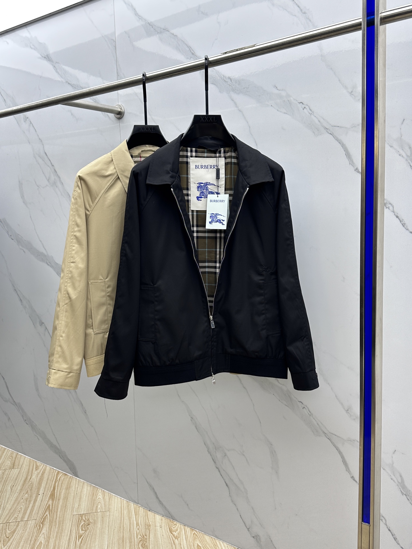 🆕Burberry巴宝莉 高版本领口最新大标） 2025FW早秋新款发布 巴宝莉翻领夹克外套，秋季爆款外