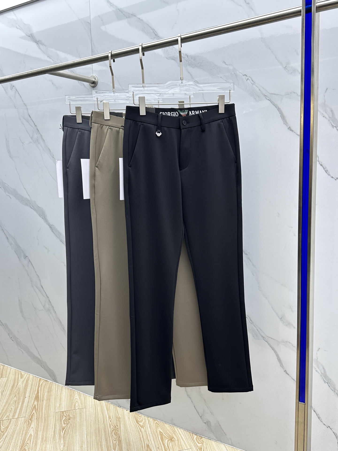 🆕Amani阿玛尼 2025早秋新品休闲裤西裤，官网同步发售，裤身工艺设计，进口客供辅料、面料定制，代工