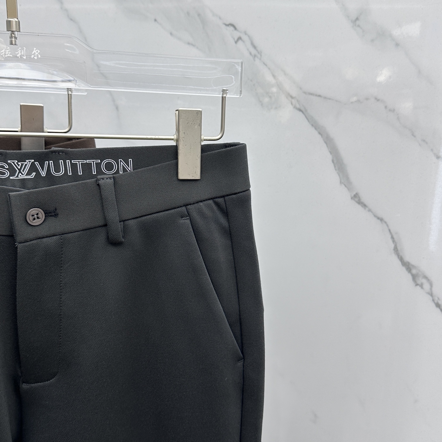 🆕LV路易威登 2025早秋新品休闲裤西裤，官网同步发售，裤身工艺设计，进口客供辅料、面料定制，代工厂出