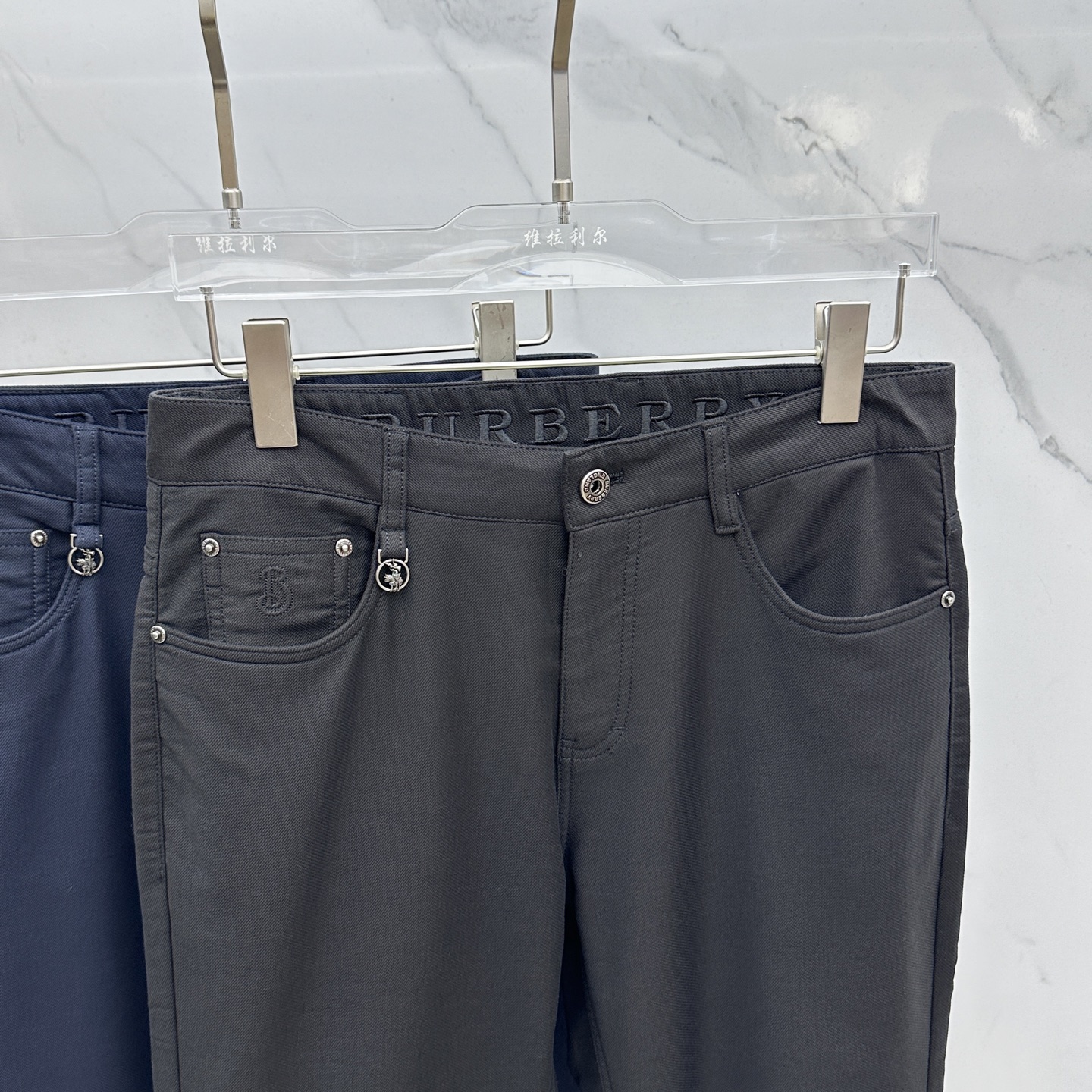 🆕Burberry*巴宝莉 2025早秋新品休闲裤西裤，官网同步发售，裤身工艺设计，定制五金辅料、面料定