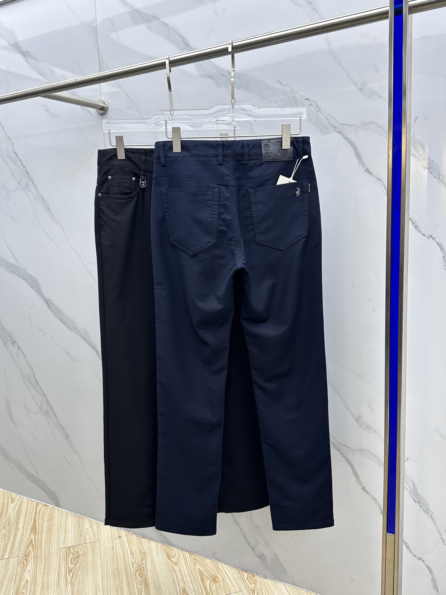 🆕Burberry*巴宝莉 2025早秋新品休闲裤西裤，官网同步发售，裤身工艺设计，定制五金辅料、面料定