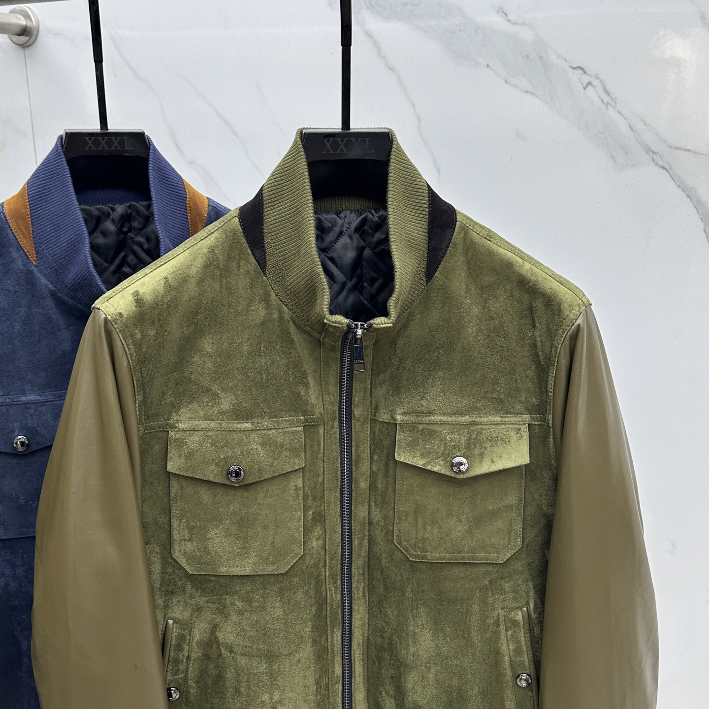 。 🆕ZEGNA 杰尼亚 男士绵羊皮拼接翻领真皮。洋行贸易货，海外直供限量款，25年秋冬高级秀场款，重磅