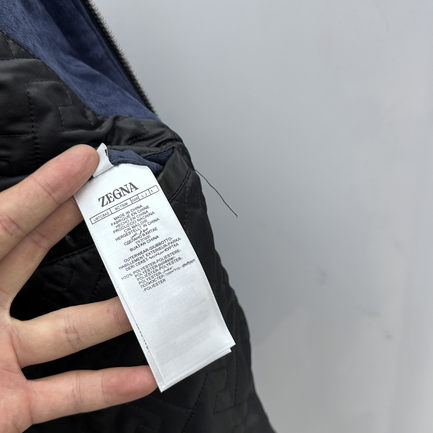 。 🆕ZEGNA 杰尼亚 男士绵羊皮拼接翻领真皮。洋行贸易货，海外直供限量款，25年秋冬高级秀场款，重磅