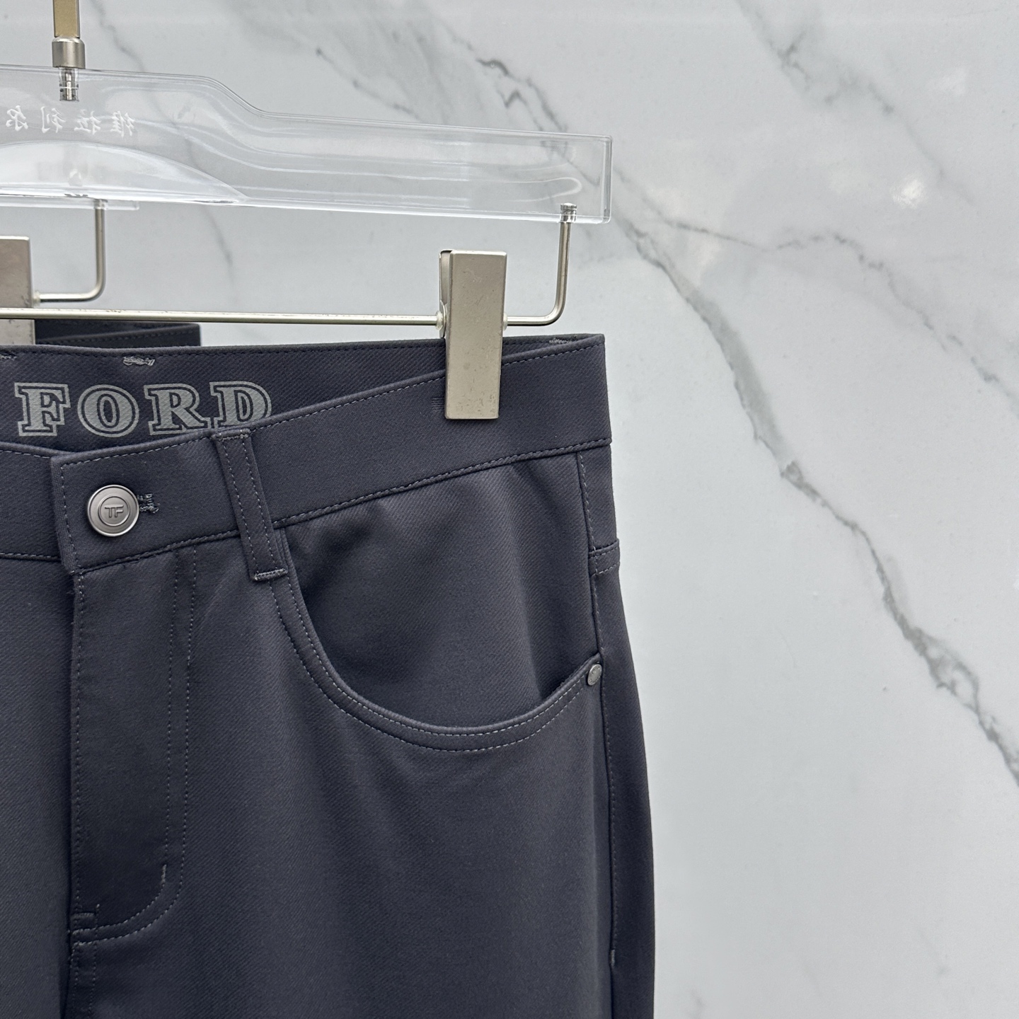 ￼ 🆕TF 2025早秋新品休闲裤西裤五袋裤，官网同步发售，裤身工艺设计，定制五金辅料、面料定制，代工厂