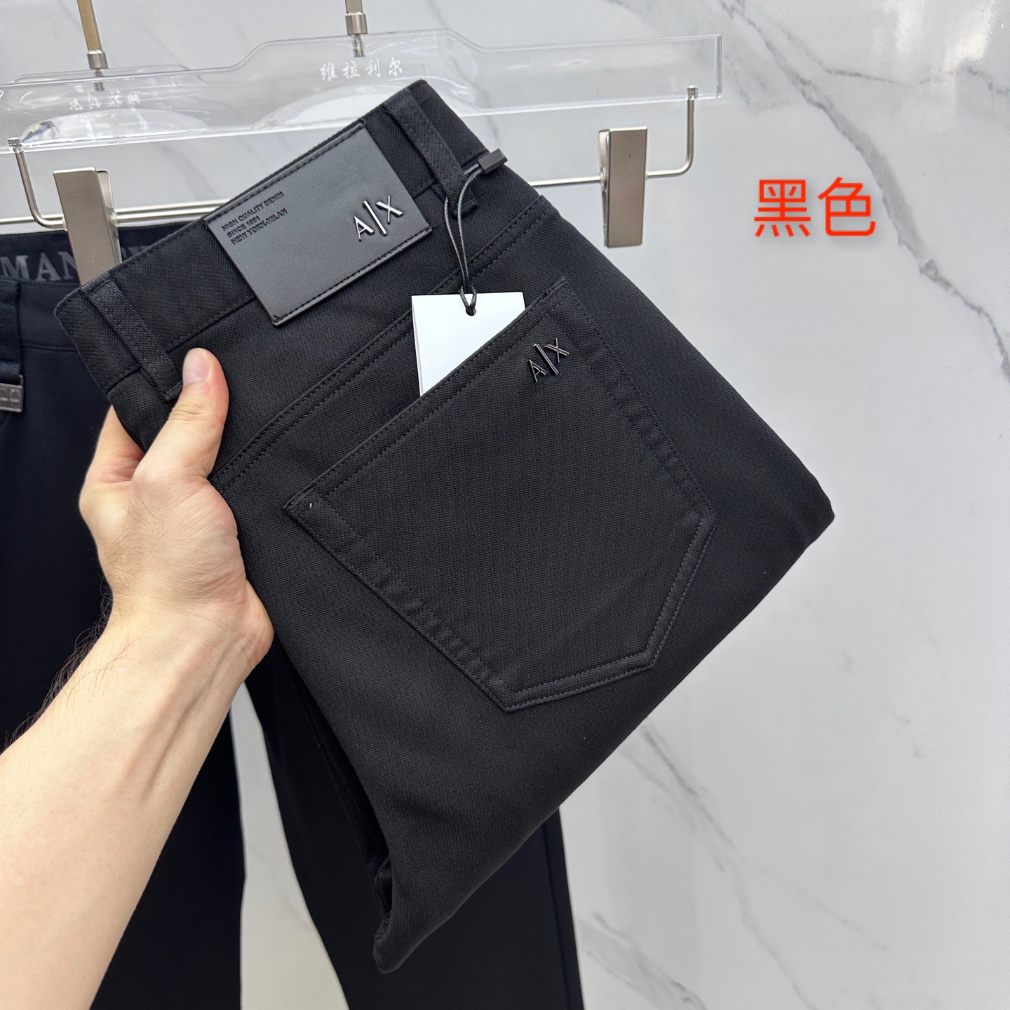 NO:527055,A | X Armani 2025 early autumn new casual pants trousers trousers five-bag pants, released simultaneously on the official website, trouser body craft design, customized hardware and auxiliary materials, fabric customization, and factory-made products are not inspected!  Every detail is the ultimate. The original hardware accessories are trendy and stylish and handsome, and are essential items for trendy people!  Original production of A11!  Number of codes 29-38 None 35.37, Armani,alexander wang19860909A | X 阿玛尼 2025早秋新品休闲裤西裤五袋裤,官网同步发售,裤身工艺设计,定制五金辅料、面料定制,代工厂出品免检！每个细节做到极致.原版五金配件,潮范十足、上身有型帅气,潮人必备单品！ A11原单出品！ 码数29-38无35.37,,armani,alexander wang,Men's clothing