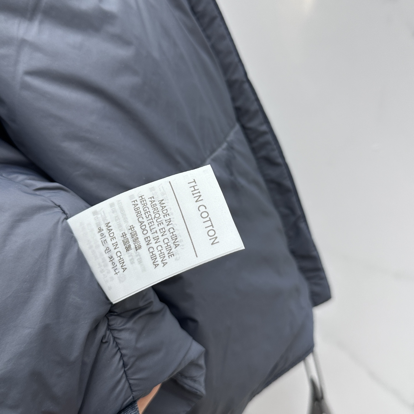 🆕DESCENTE迪桑特 2025新款男士休闲定制立领马甲 内填充羽绒棉 简约干练 时髦不累赘 活力满满