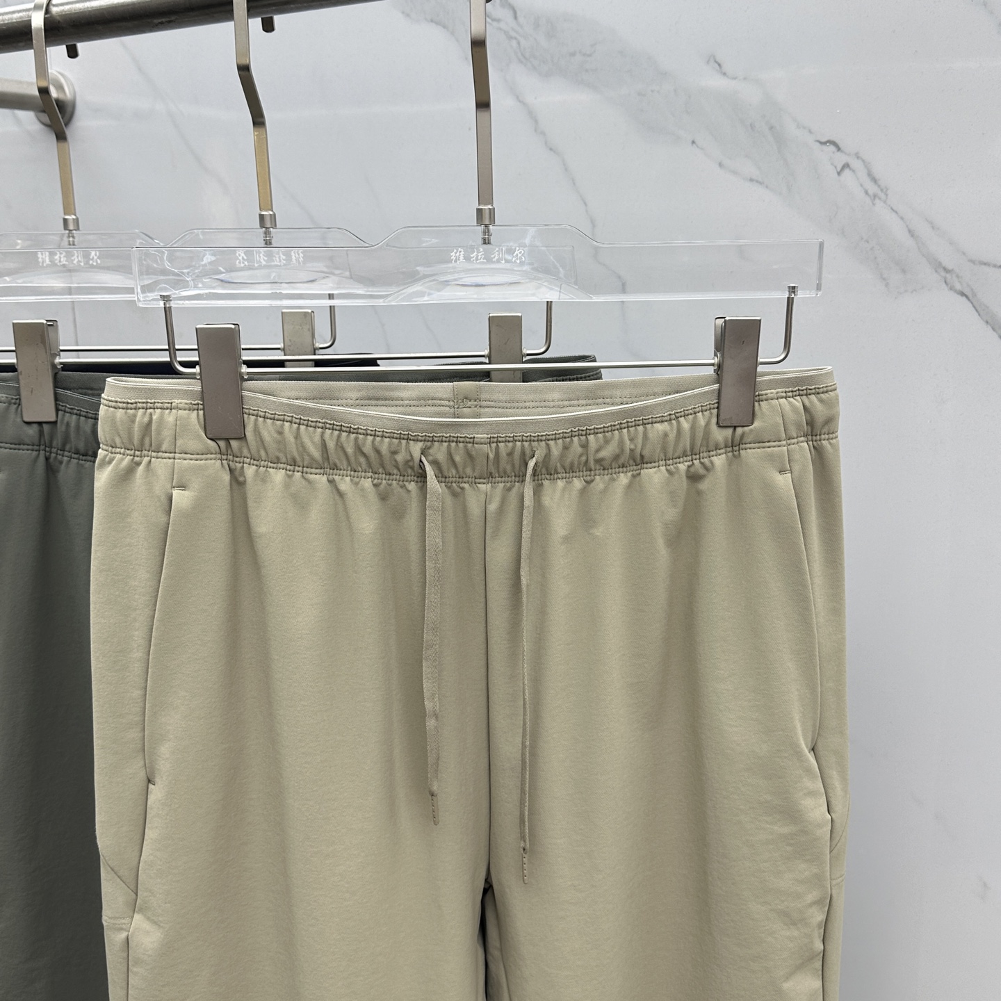 🆕Arc‘teryx 始祖鸟秋季男士运动休闲长裤，高品质必带！拿到手特别惊喜！谁不爱始祖鸟小标卫裤经典基