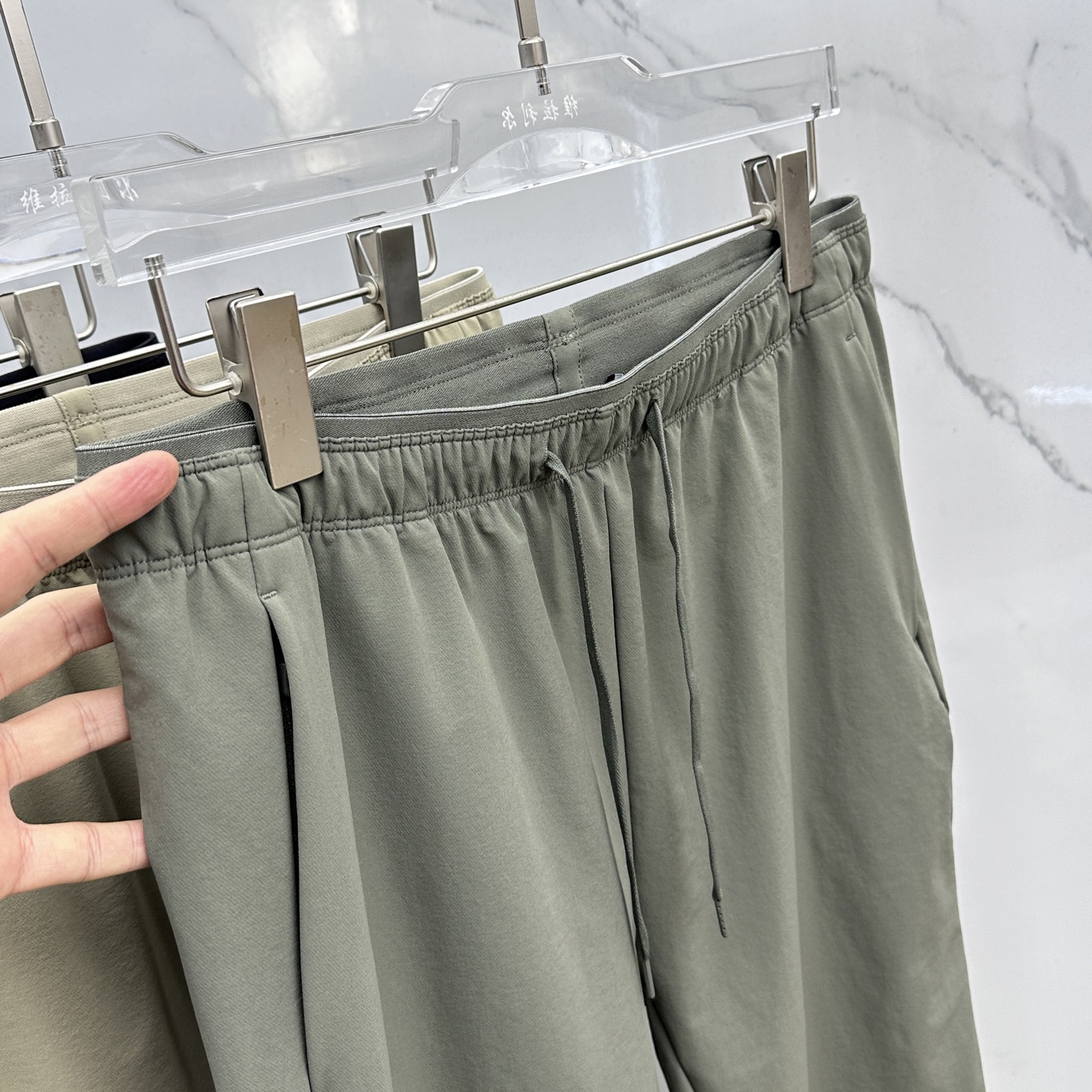 🆕Arc‘teryx 始祖鸟秋季男士运动休闲长裤，高品质必带！拿到手特别惊喜！谁不爱始祖鸟小标卫裤经典基