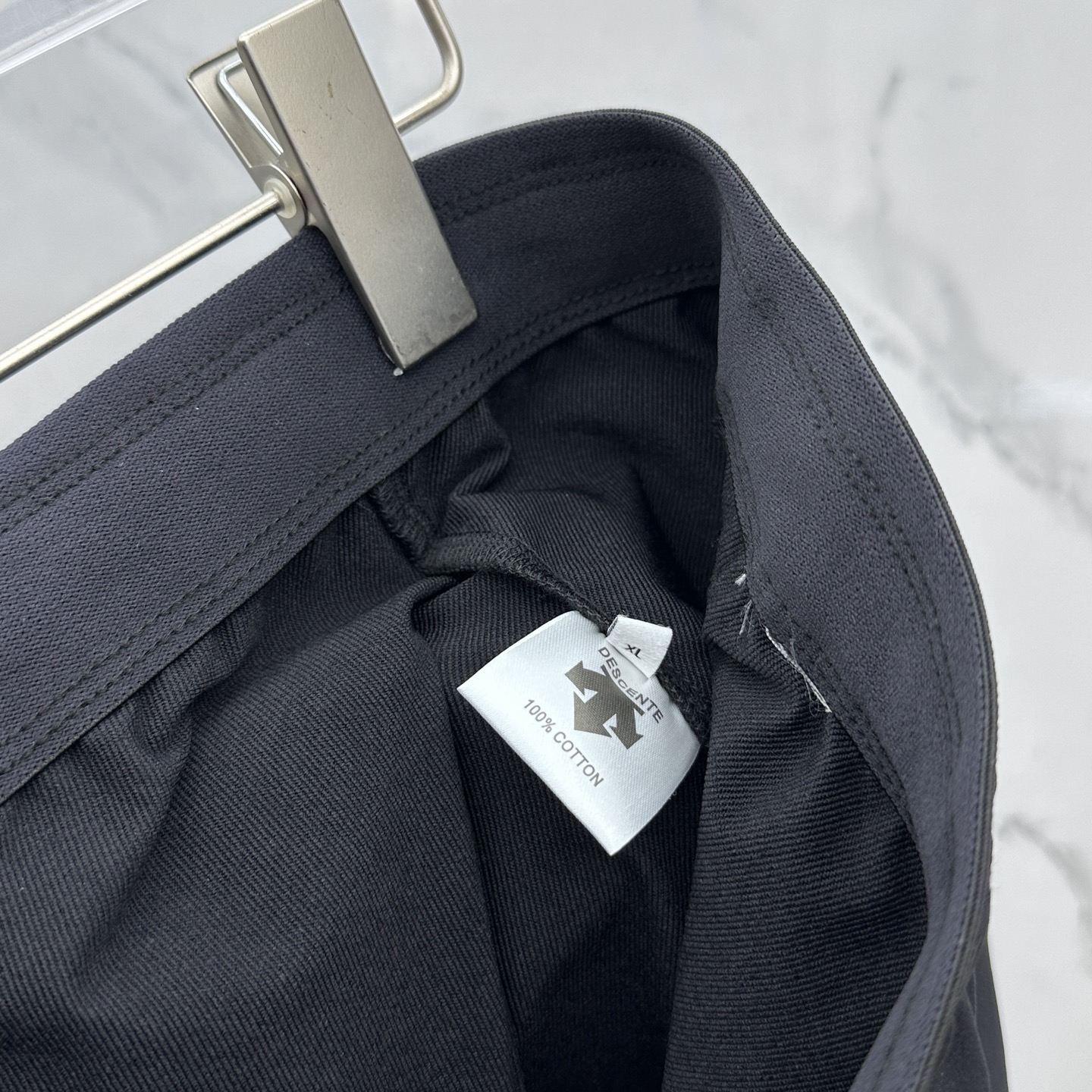 🆕DESCENTE—迪桑特综训训练运动健身男士透气梭织运动长裤 采用质感梭织面料制作的跑步运动长裤。面料