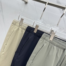 🆕DESCENTE—迪桑特综训训练运动健身男士透气梭织运动长裤 采用质感梭织面料制作的跑步运动长裤。面料 🆕DESCENTE—迪桑特综训训练运动健身男士透气梭织运动长裤 采用质感梭织面料制作的跑步运动长裤。面料