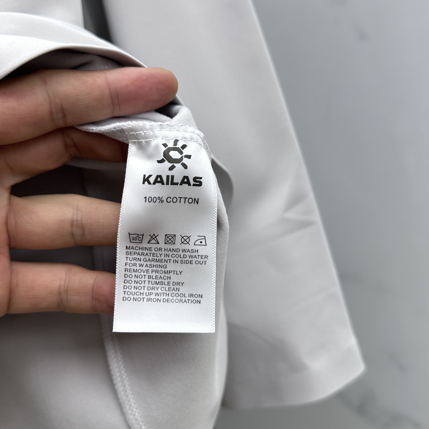 🆕KAILAS凯乐石 秋季人体工学3D裁剪半拉链长袖基础款半拉链，适合秋冬户外运动时穿着大身采用科技功能