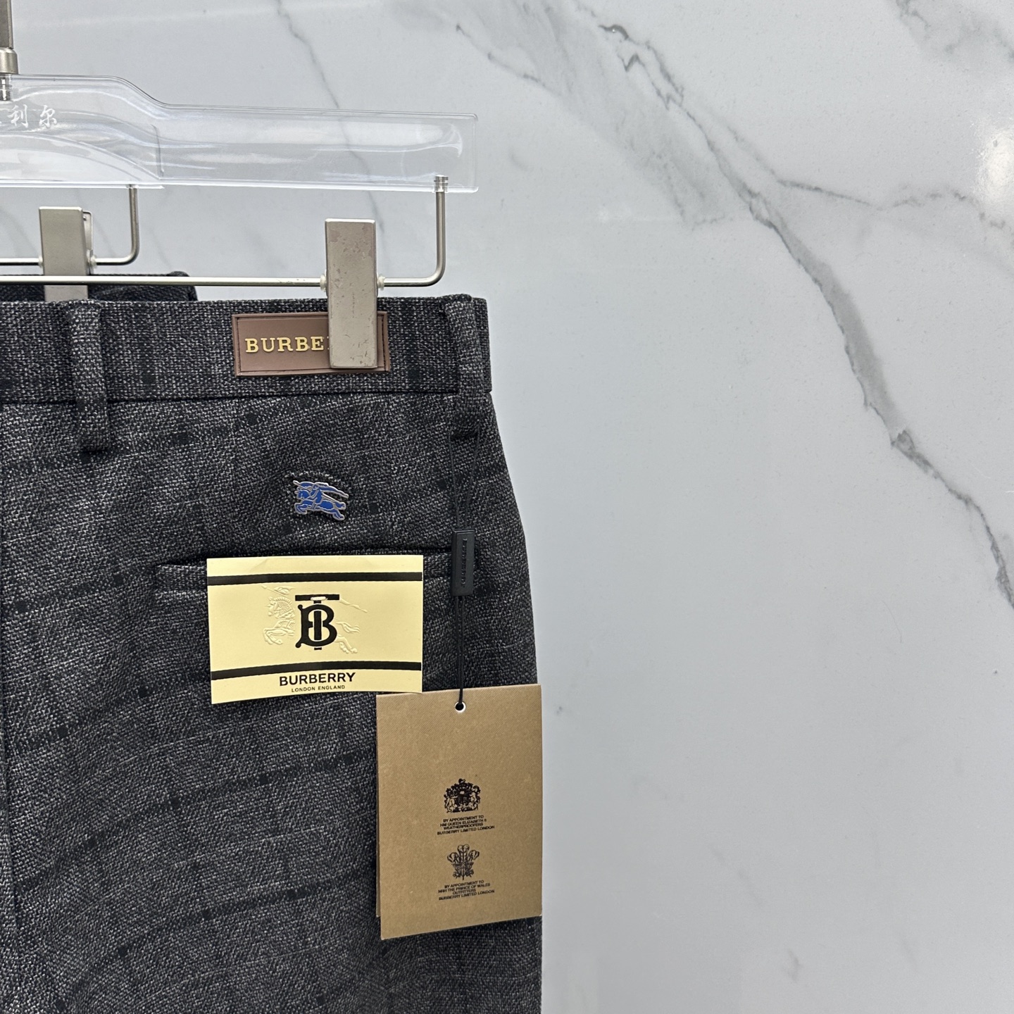 🆕Burberry巴宝莉 2025早秋新品休闲裤西裤，官网同步发售，裤身工艺设计，定制五金辅料、面料定制