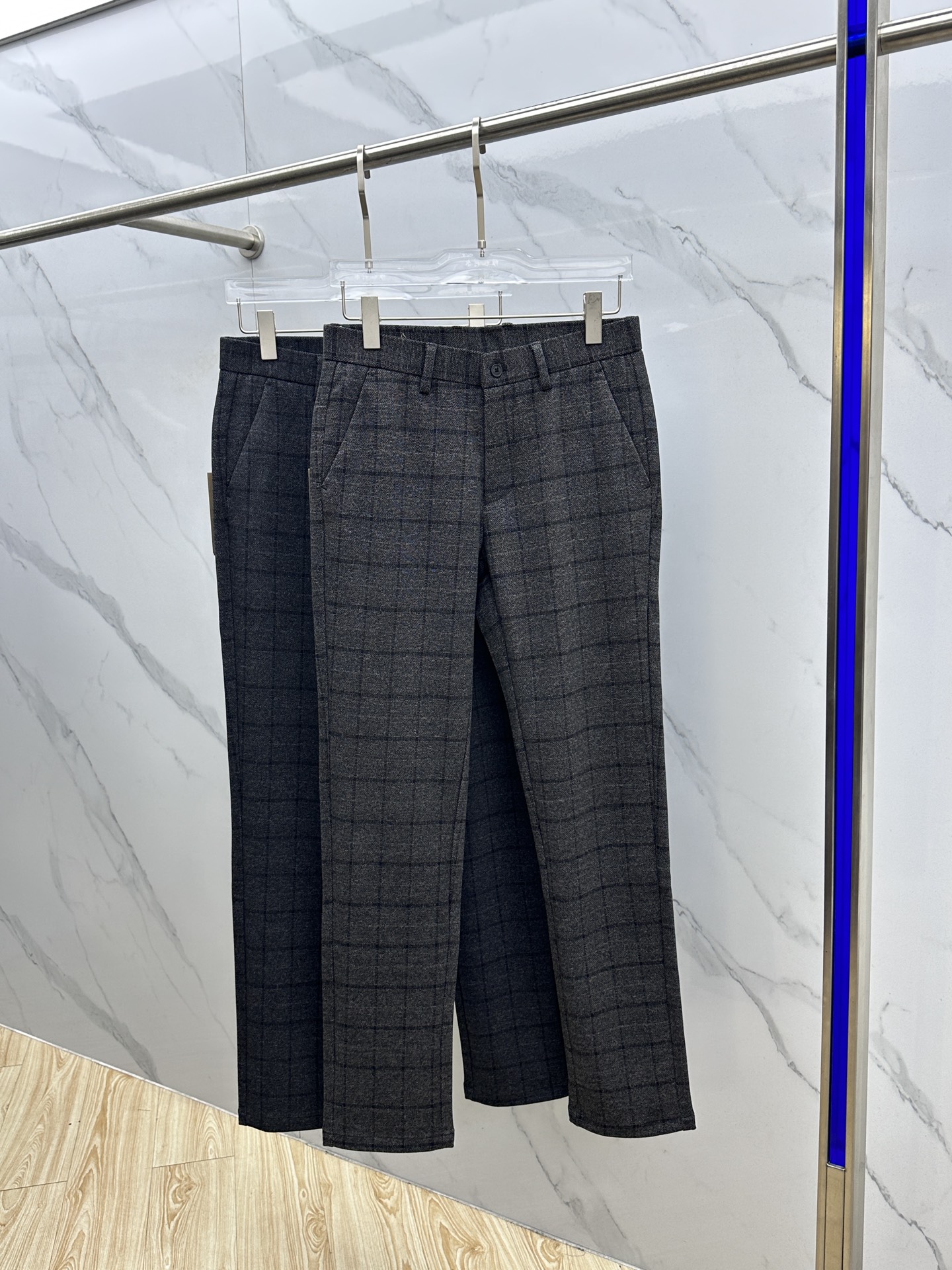 🆕Burberry巴宝莉 2025早秋新品休闲裤西裤，官网同步发售，裤身工艺设计，定制五金辅料、面料定制