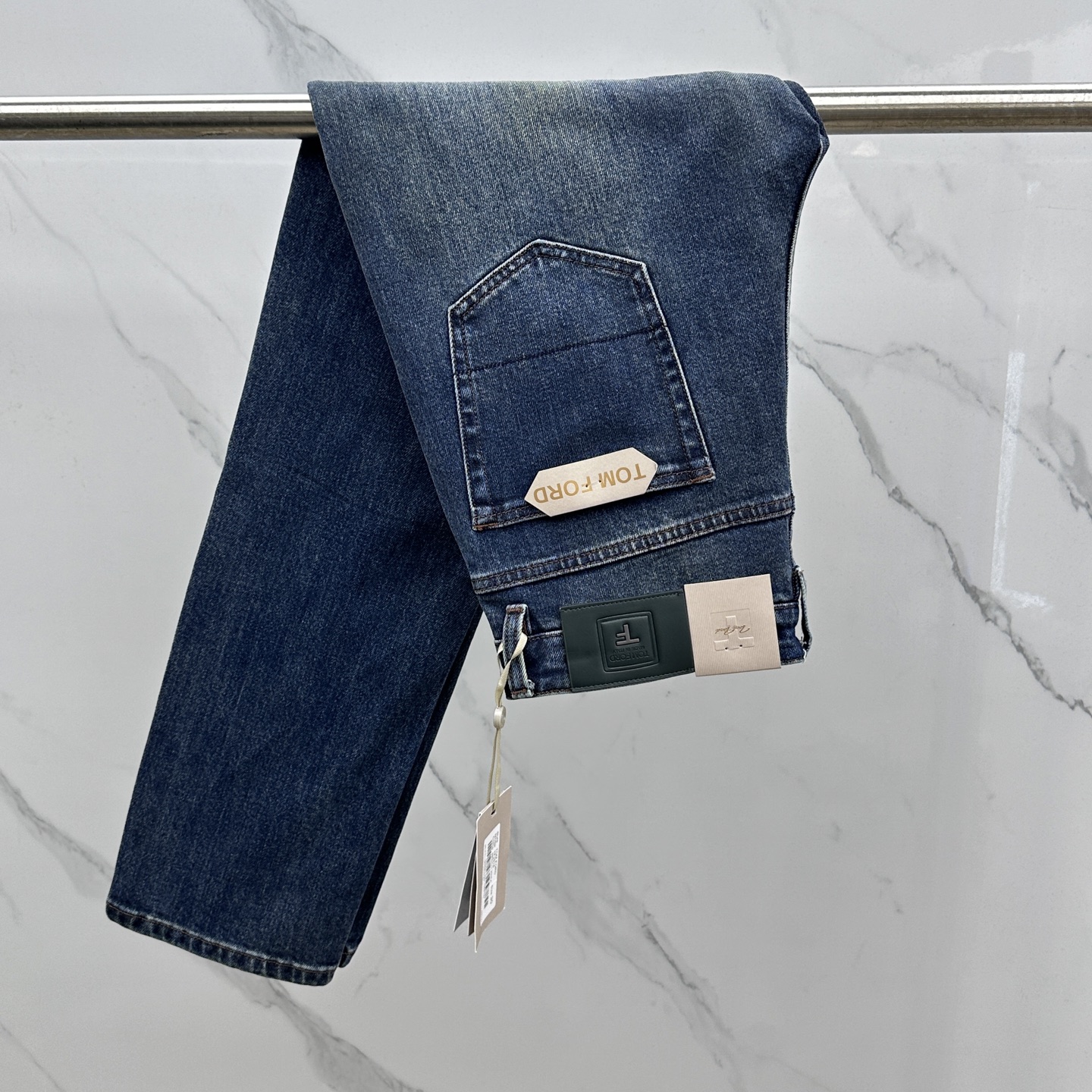 🆕TOM FORD 🔥高端定制、2025早春最新款牛仔裤 柜台同步发售 原版定制复刻 客供五金辅料 原单