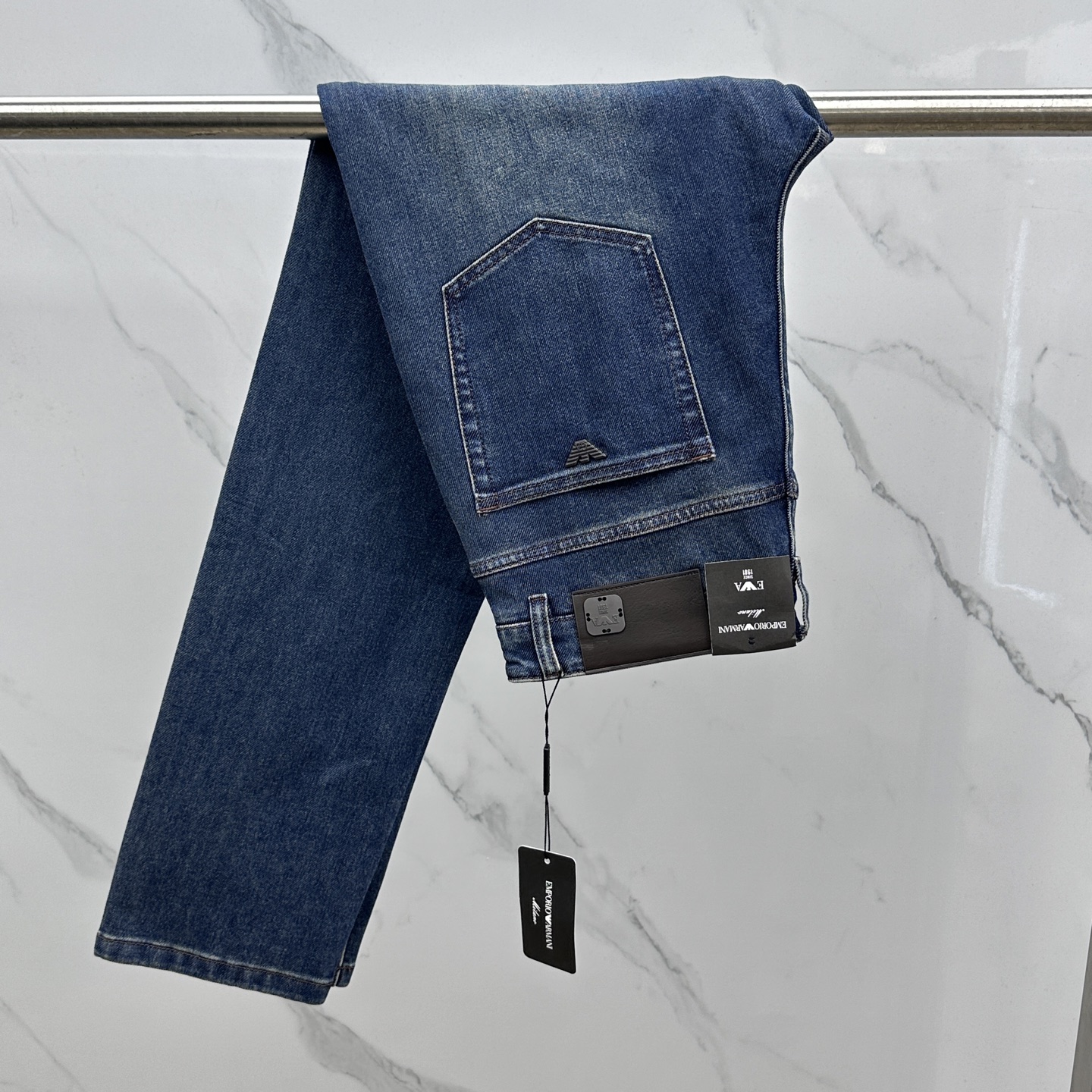 🆕EMPORIO ARMANI 🔥高端定制、2025早春最新款牛仔裤 柜台同步发售 原版定制复刻 客供五