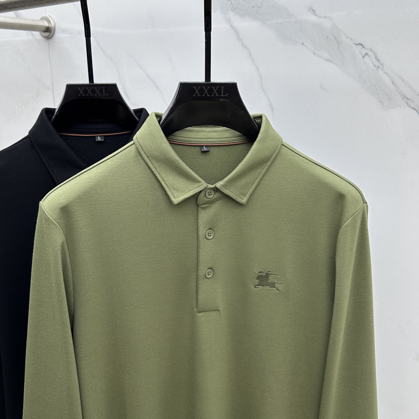 🆕Burberry巴宝莉 简约都市2025早秋新款首发专柜最新款长袖圆领羊毛T恤 高端订制 设计前卫时尚