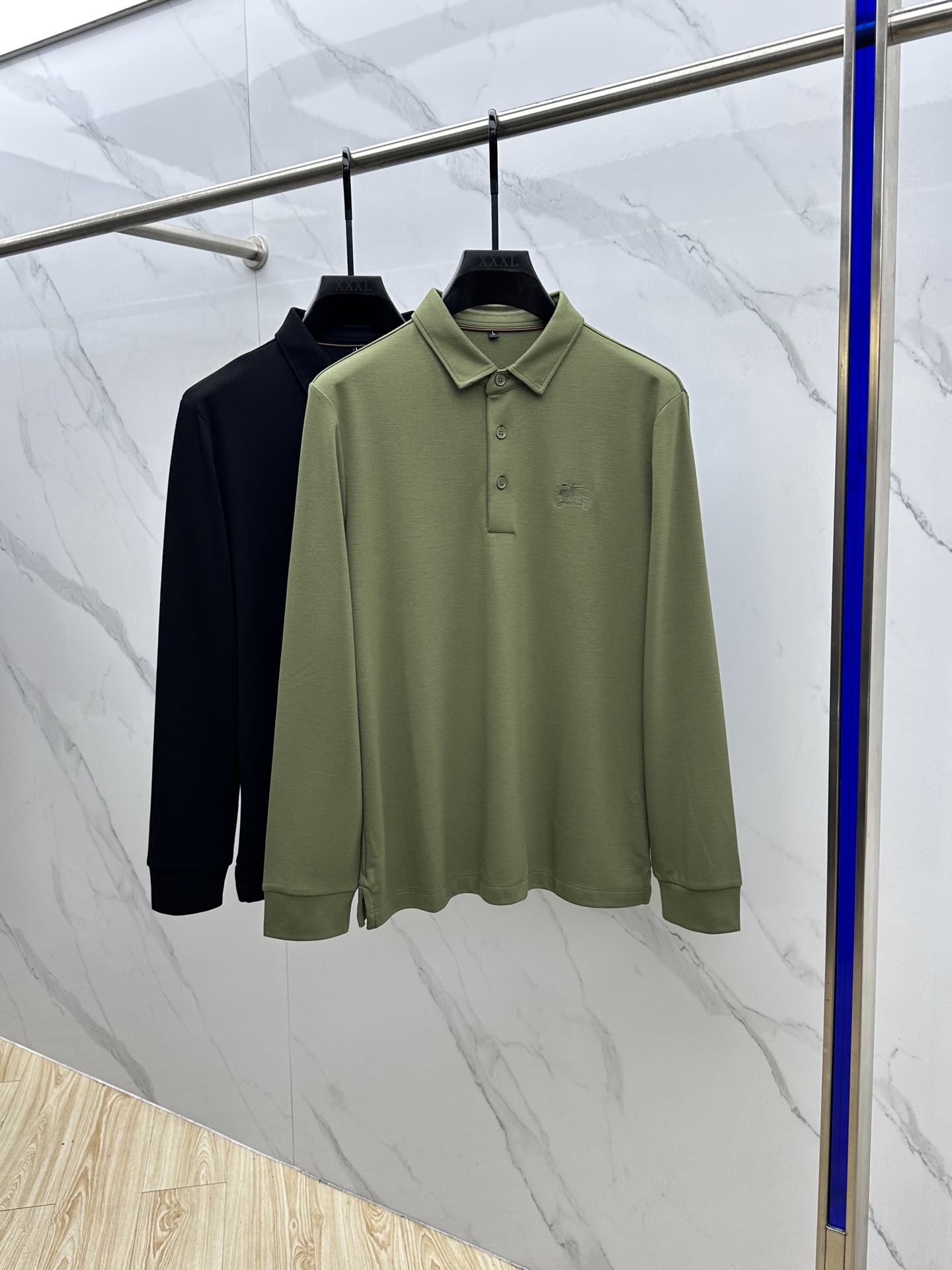 🆕Burberry巴宝莉 简约都市2025早秋新款首发专柜最新款长袖圆领羊毛T恤 高端订制 设计前卫时尚